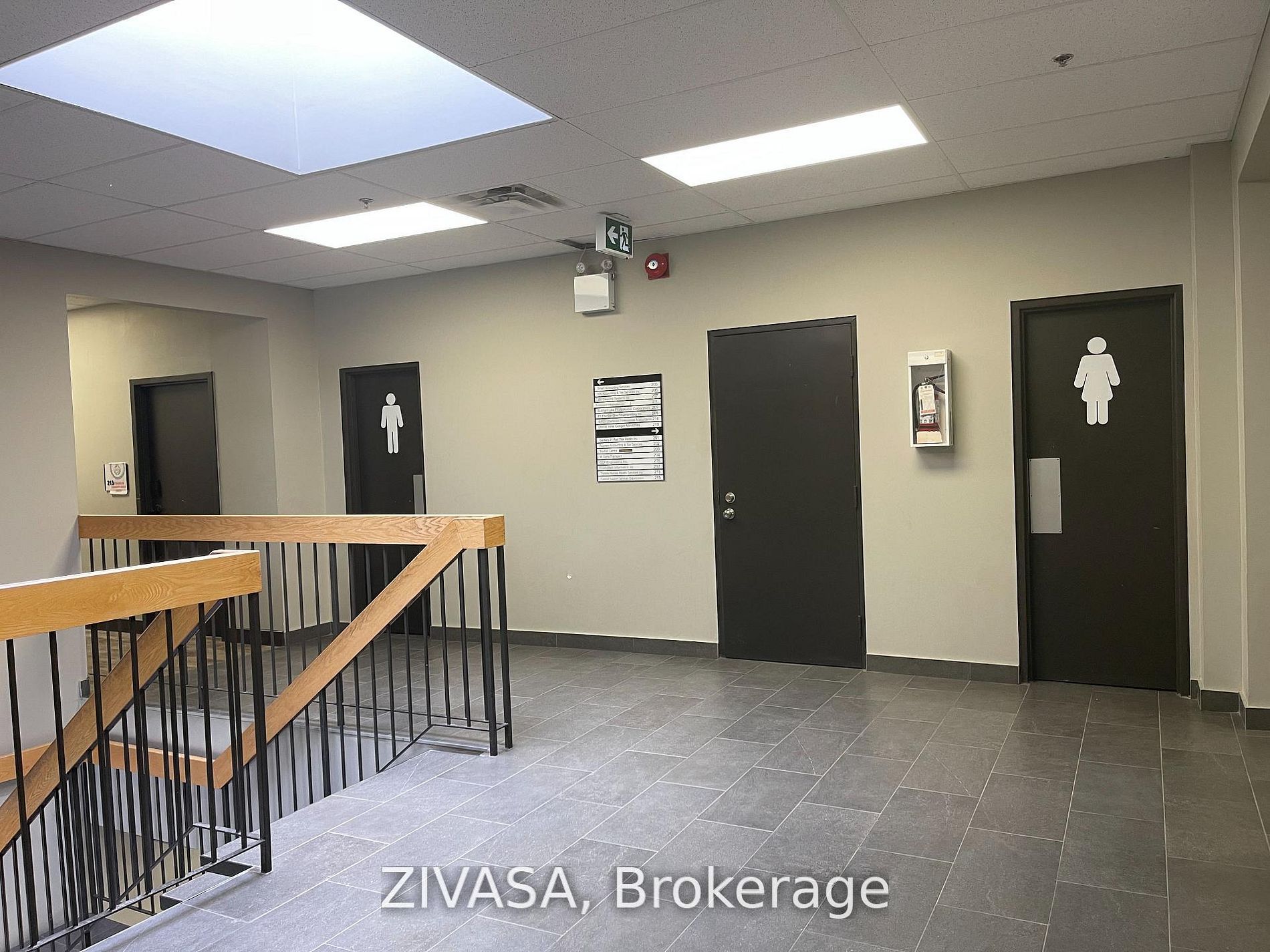 50 Steeles Avenue E 212 Property Photo 6