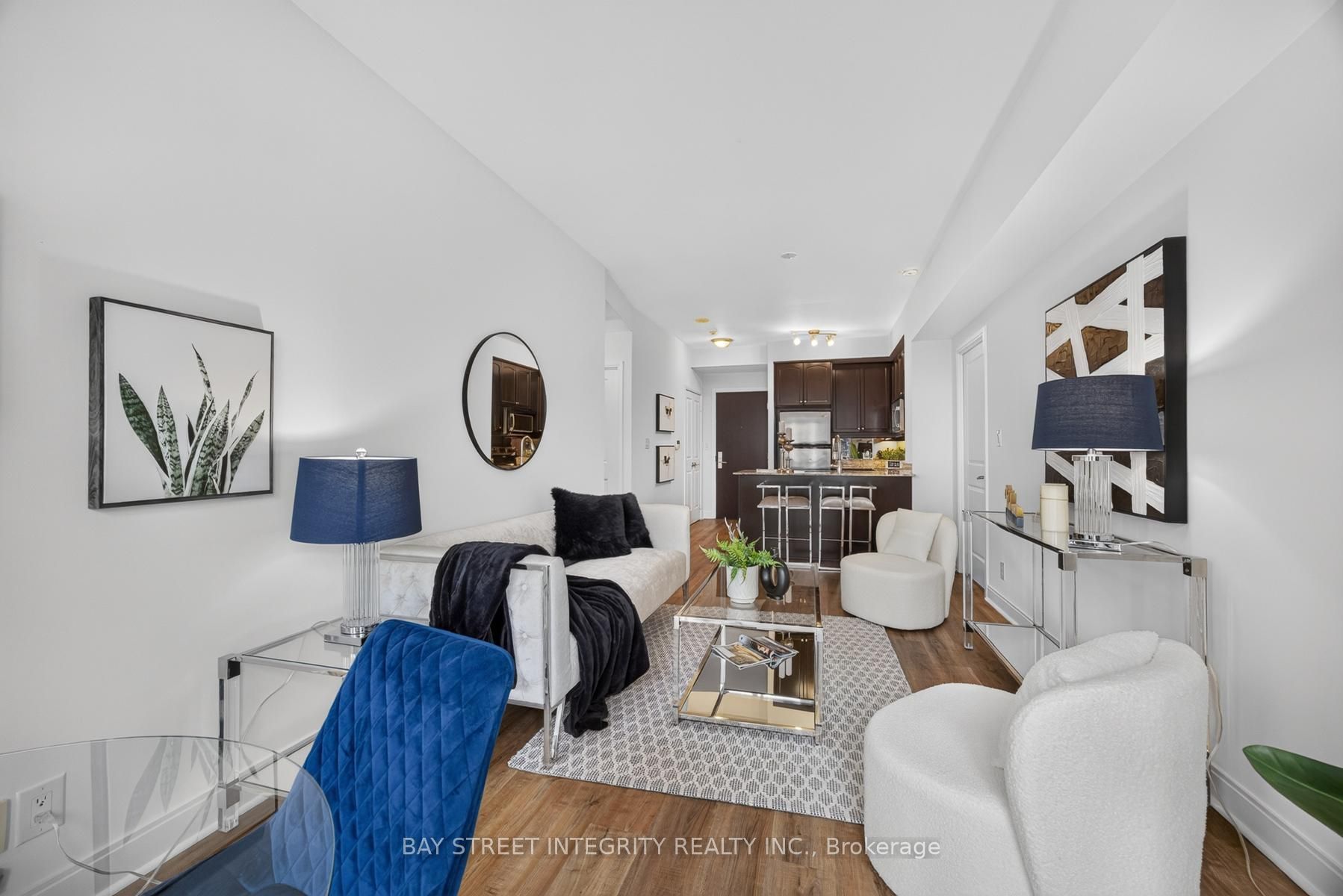 50 Absolute Avenue 1302 Property Photo 7