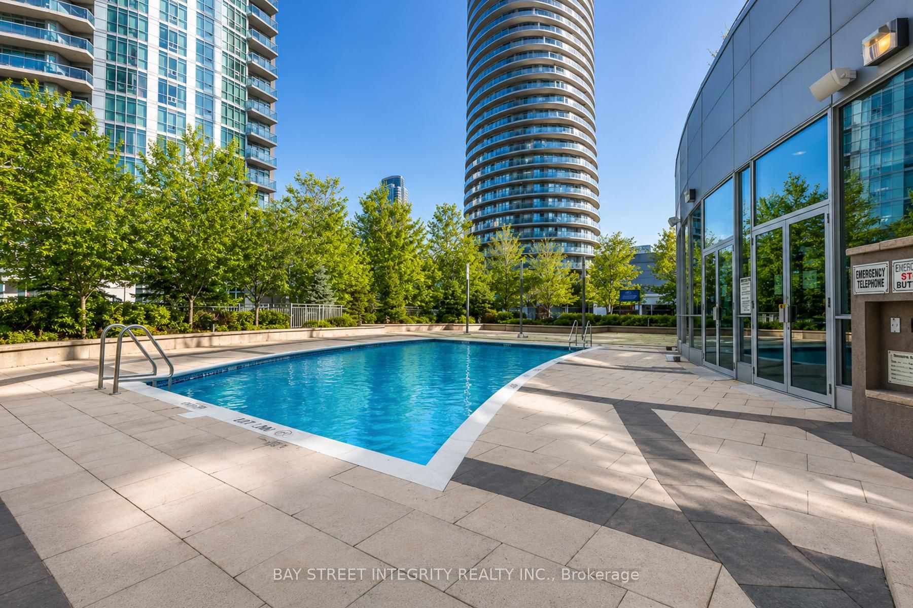 50 Absolute Avenue 1302 Property Photo 27