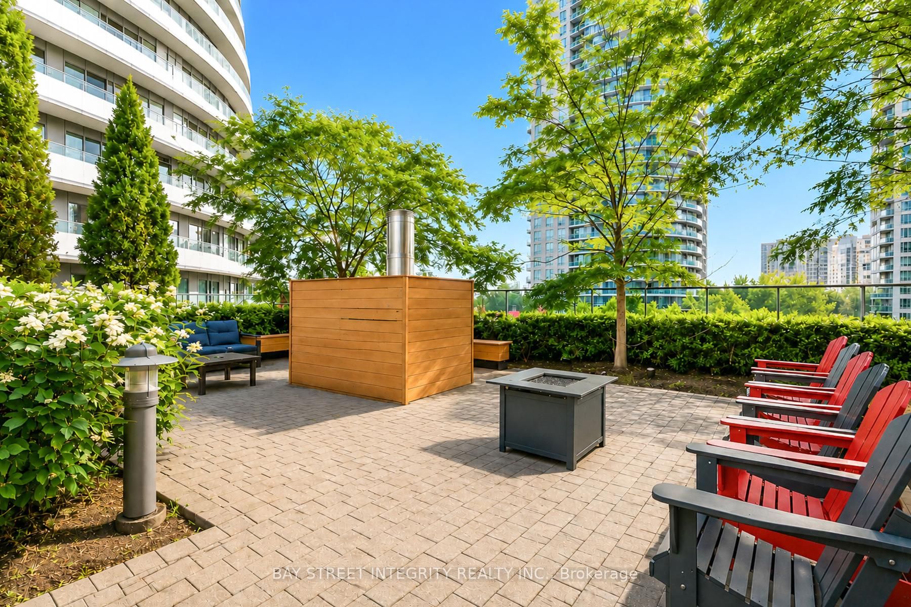50 Absolute Avenue 1302 Property Photo 32