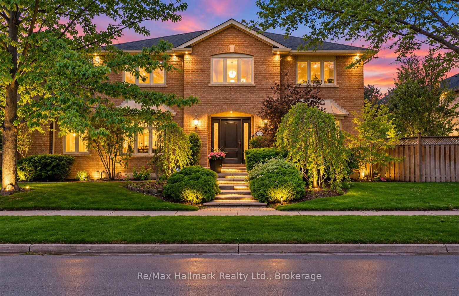 500 Blenheim Crescent Property Photo 2