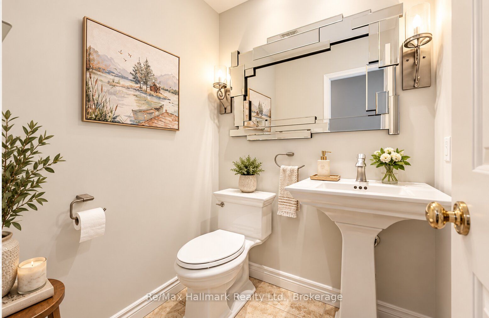 500 Blenheim Crescent Property Photo 12
