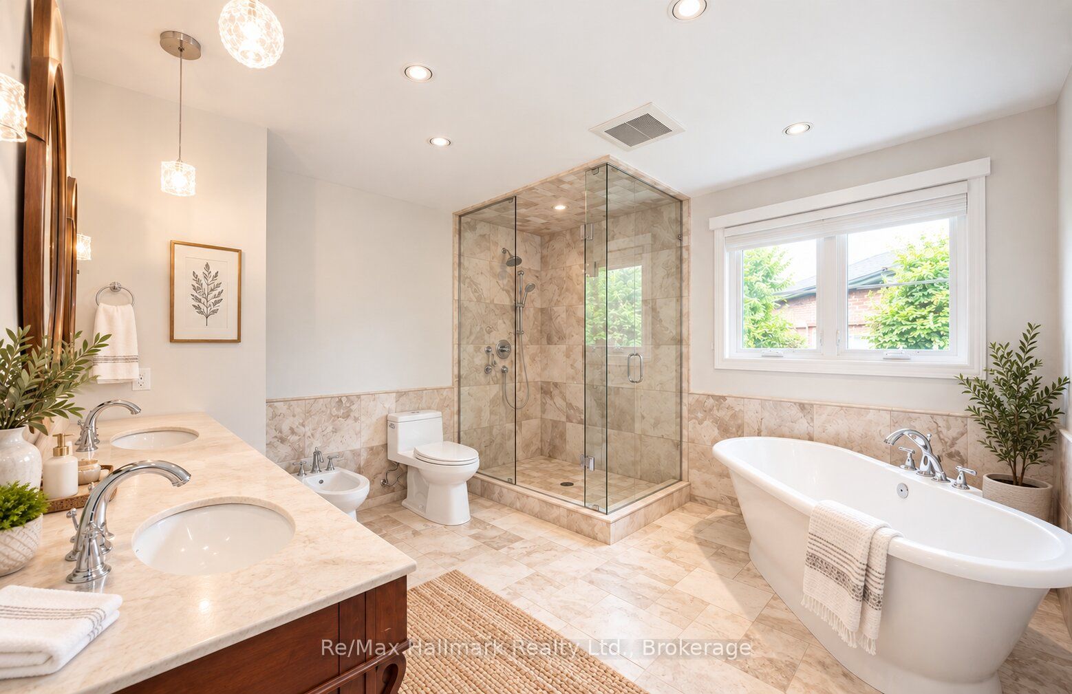 500 Blenheim Crescent Property Photo 22