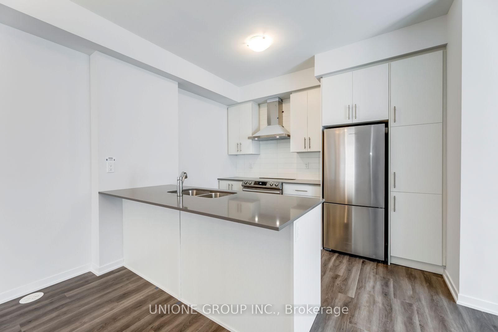 260 Twelfth Street 19 Property Photo 12