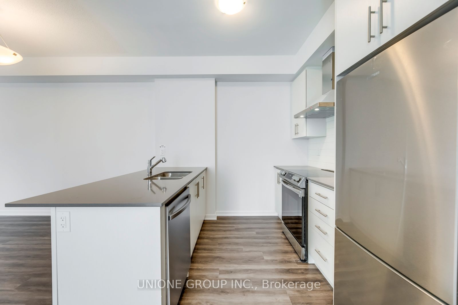260 Twelfth Street 19 Property Photo 13
