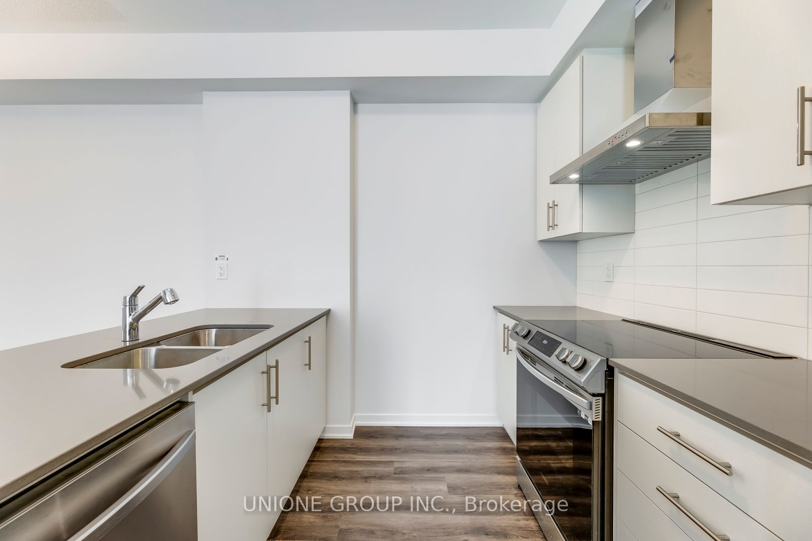 260 Twelfth Street 19 Property Photo 14