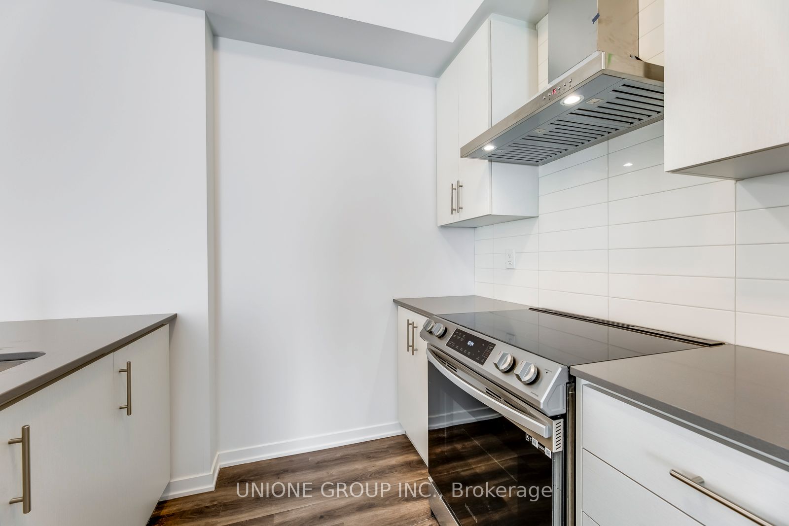 260 Twelfth Street 19 Property Photo 15