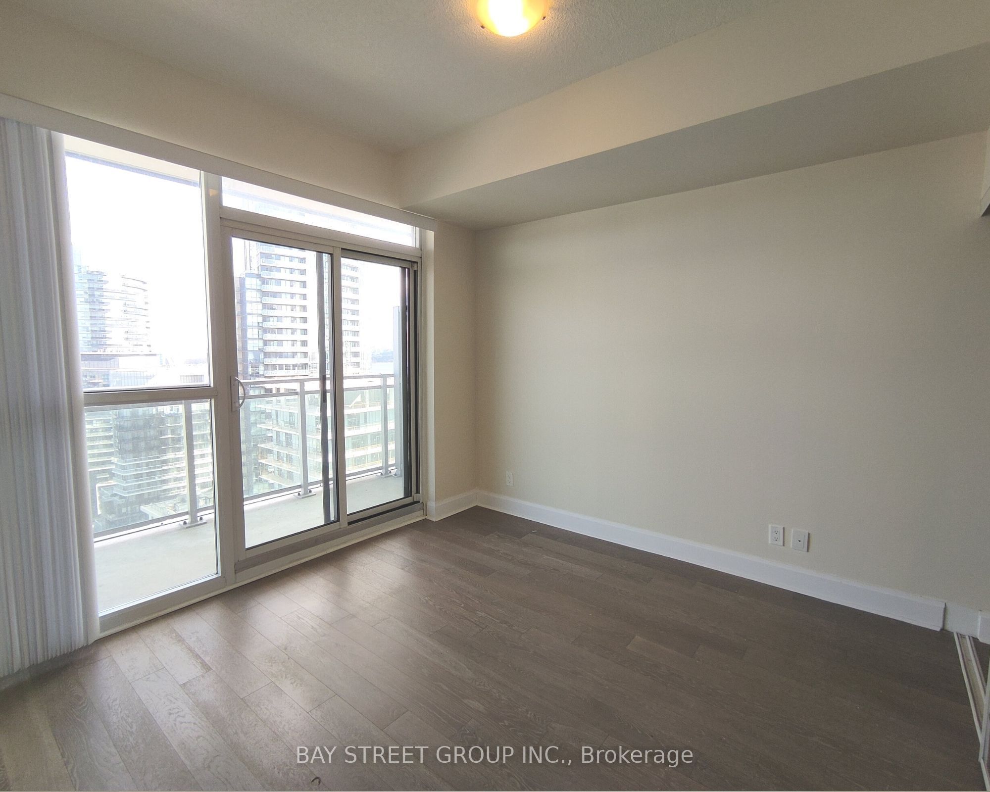 33 Shore Breeze Drive 1906 Property Photo 11