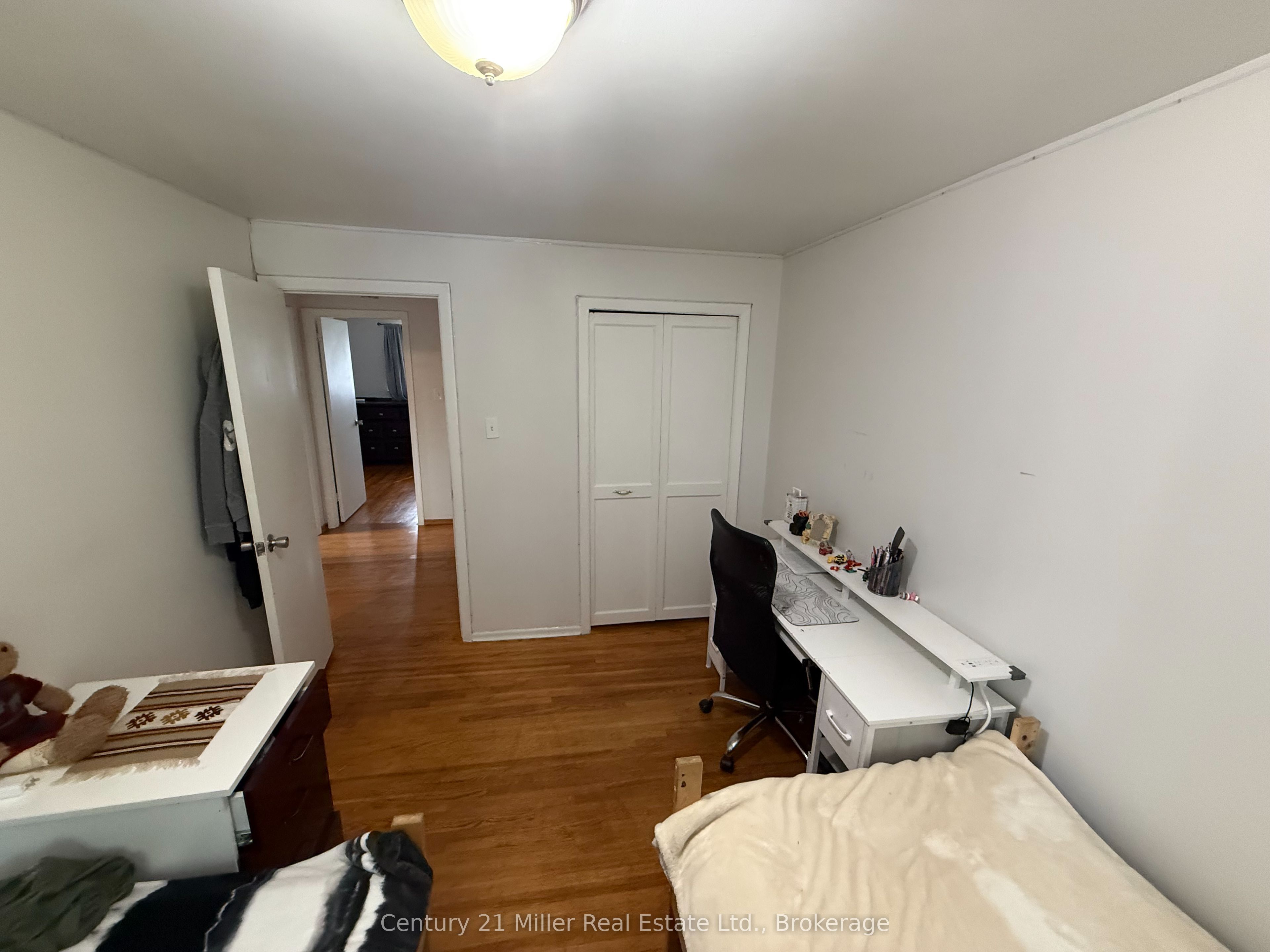 35 Melville Crescent Upper Property Photo 9