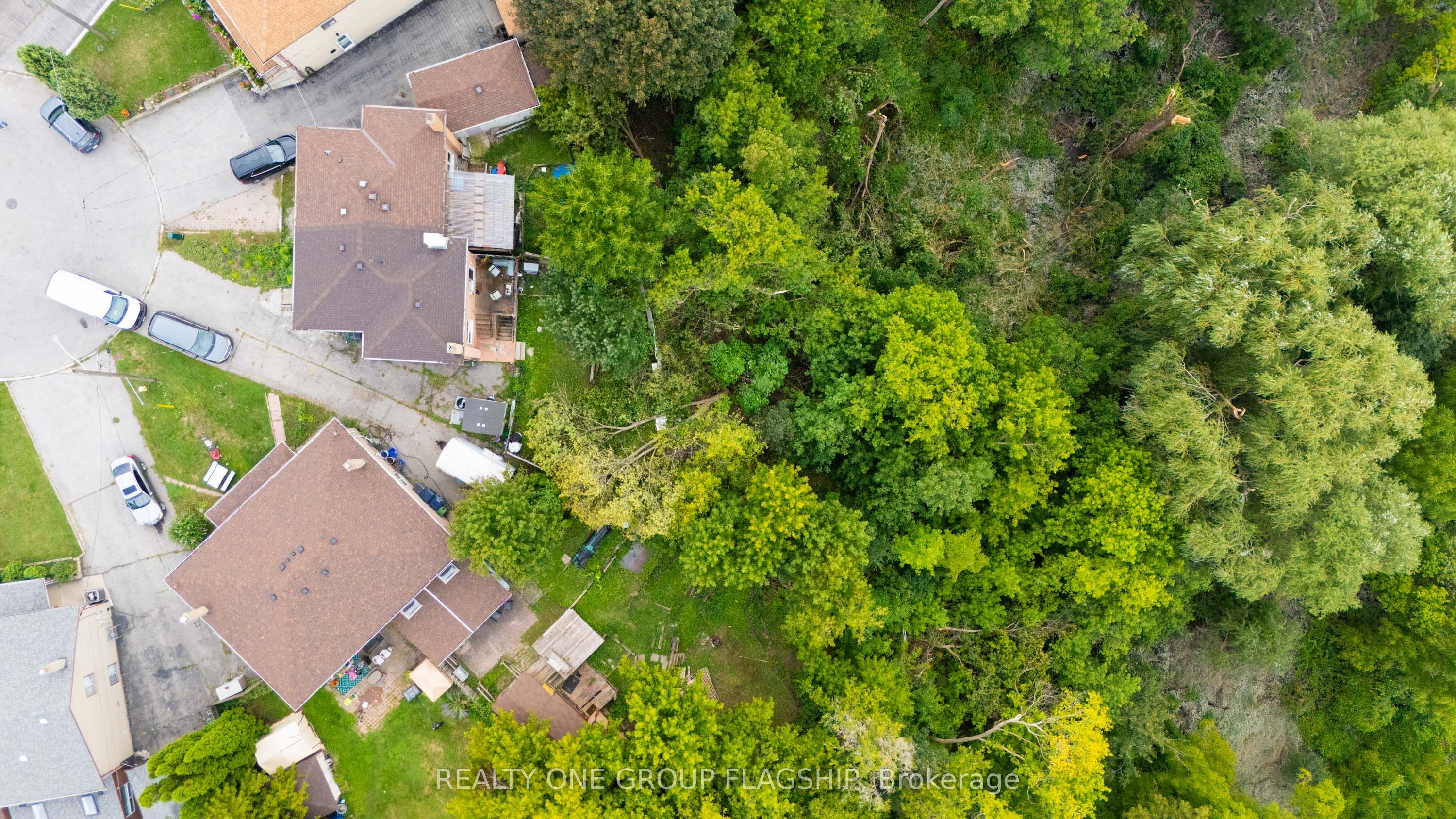 12 Azalea Court Property Photo 10