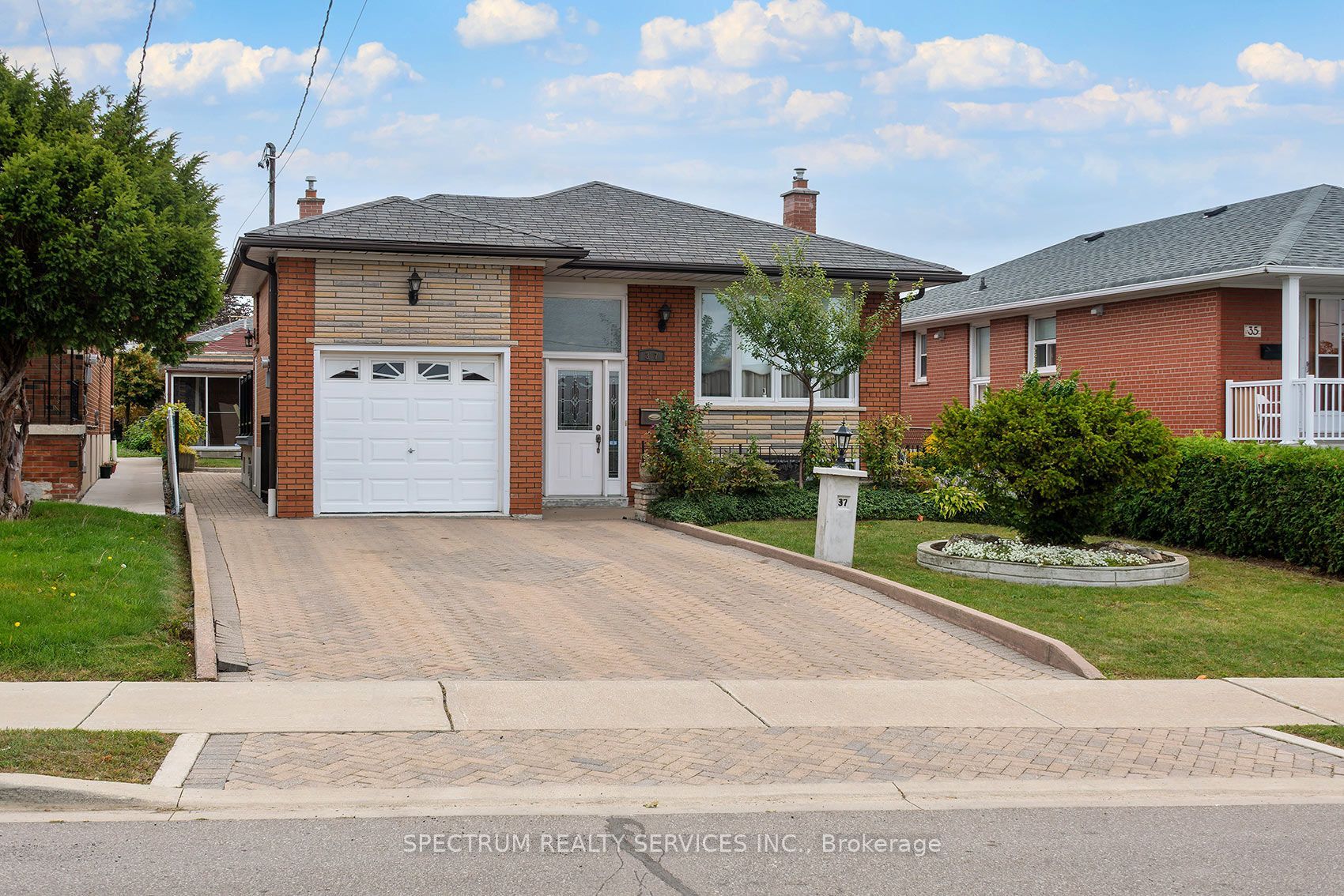 37 Jocada Road Property Photo 1