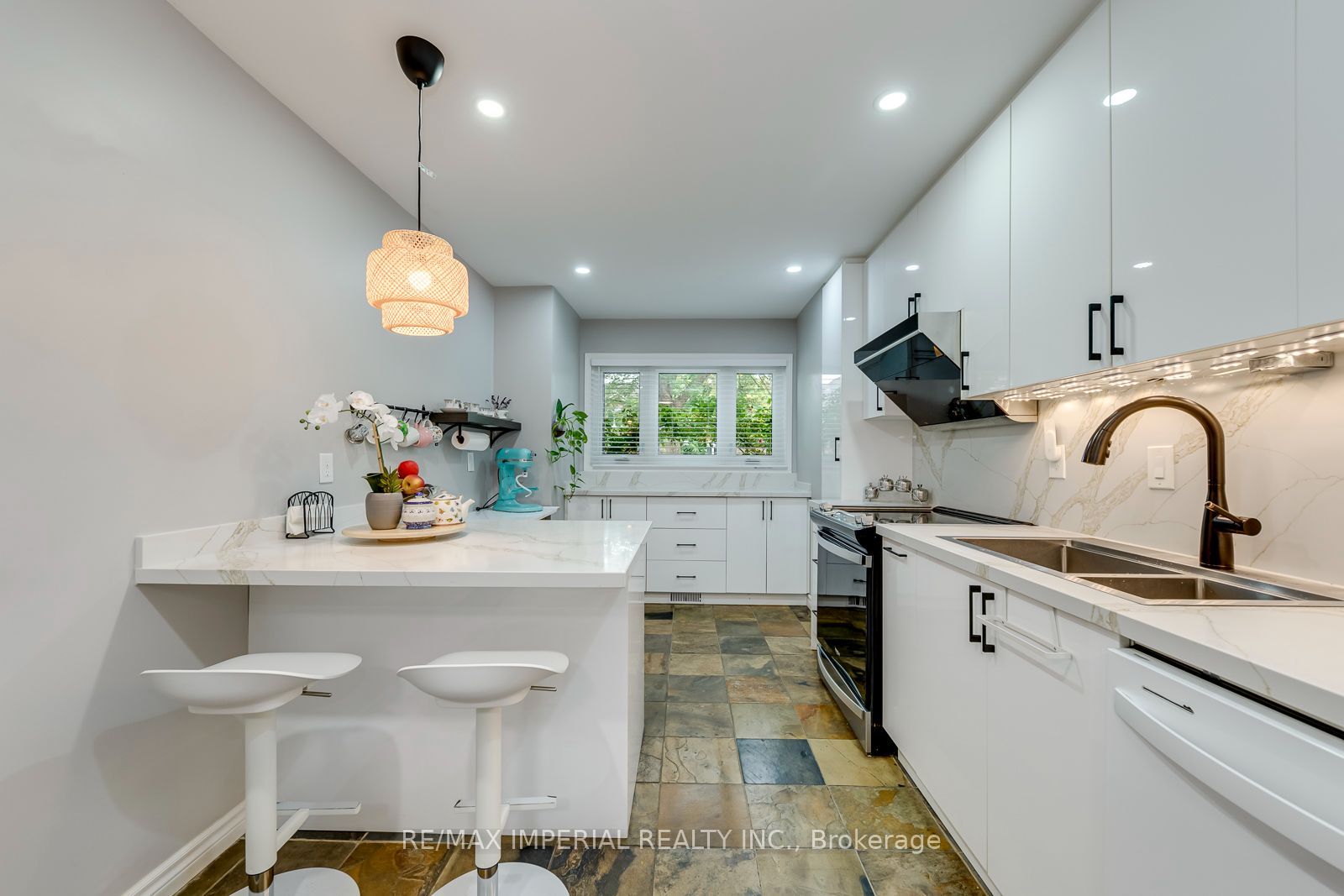 1107 Gable Drive Property Photo 13