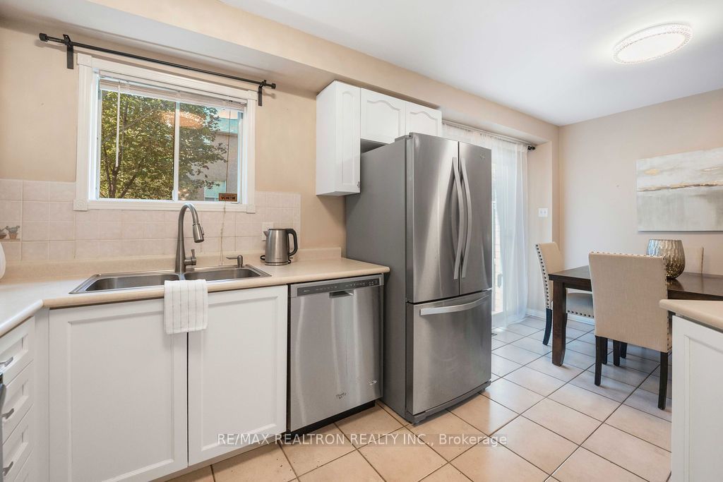 5525 Palmerston Crescent 45 Property Photo 19