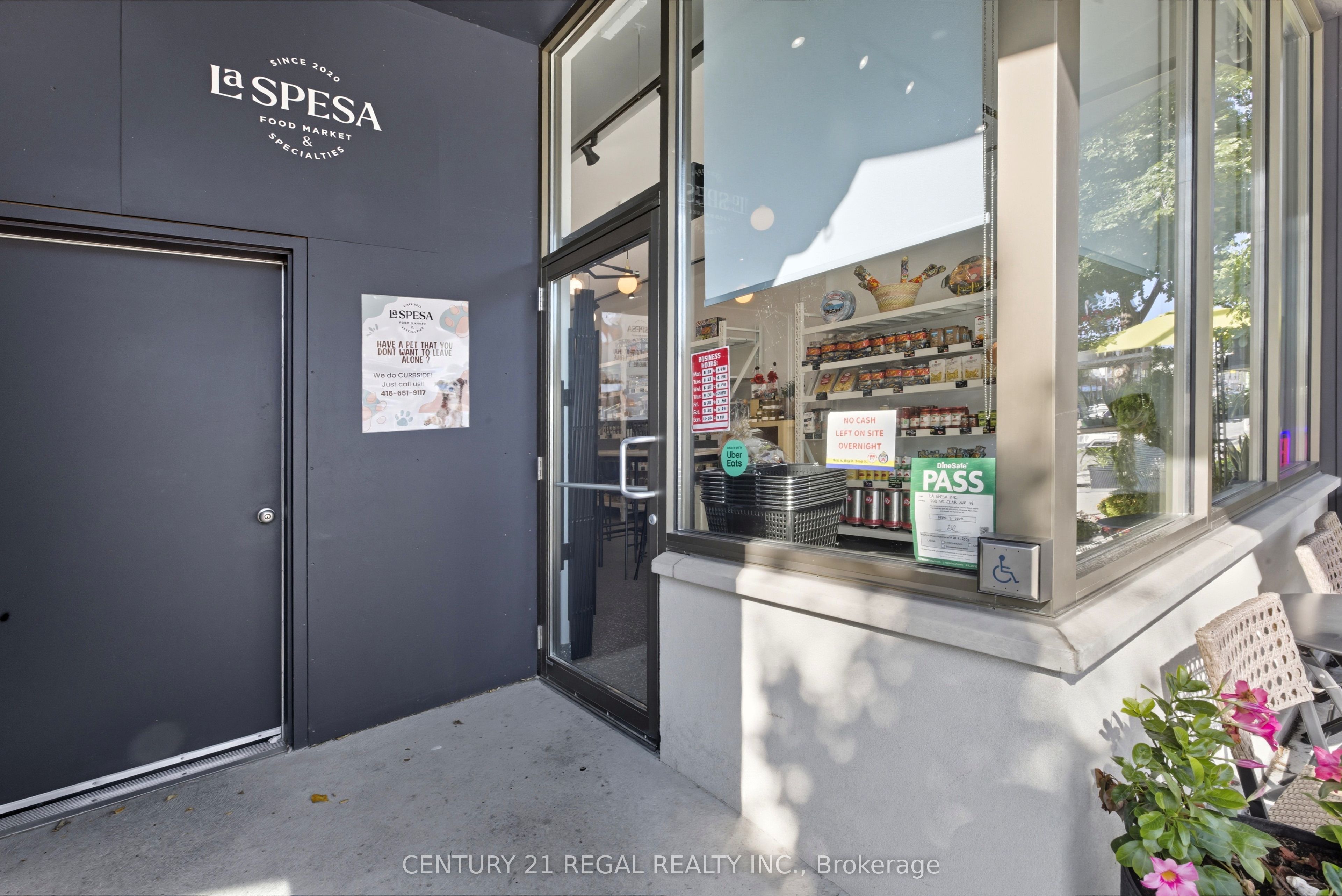 1700 St Clair Avenue W Property Photo 3