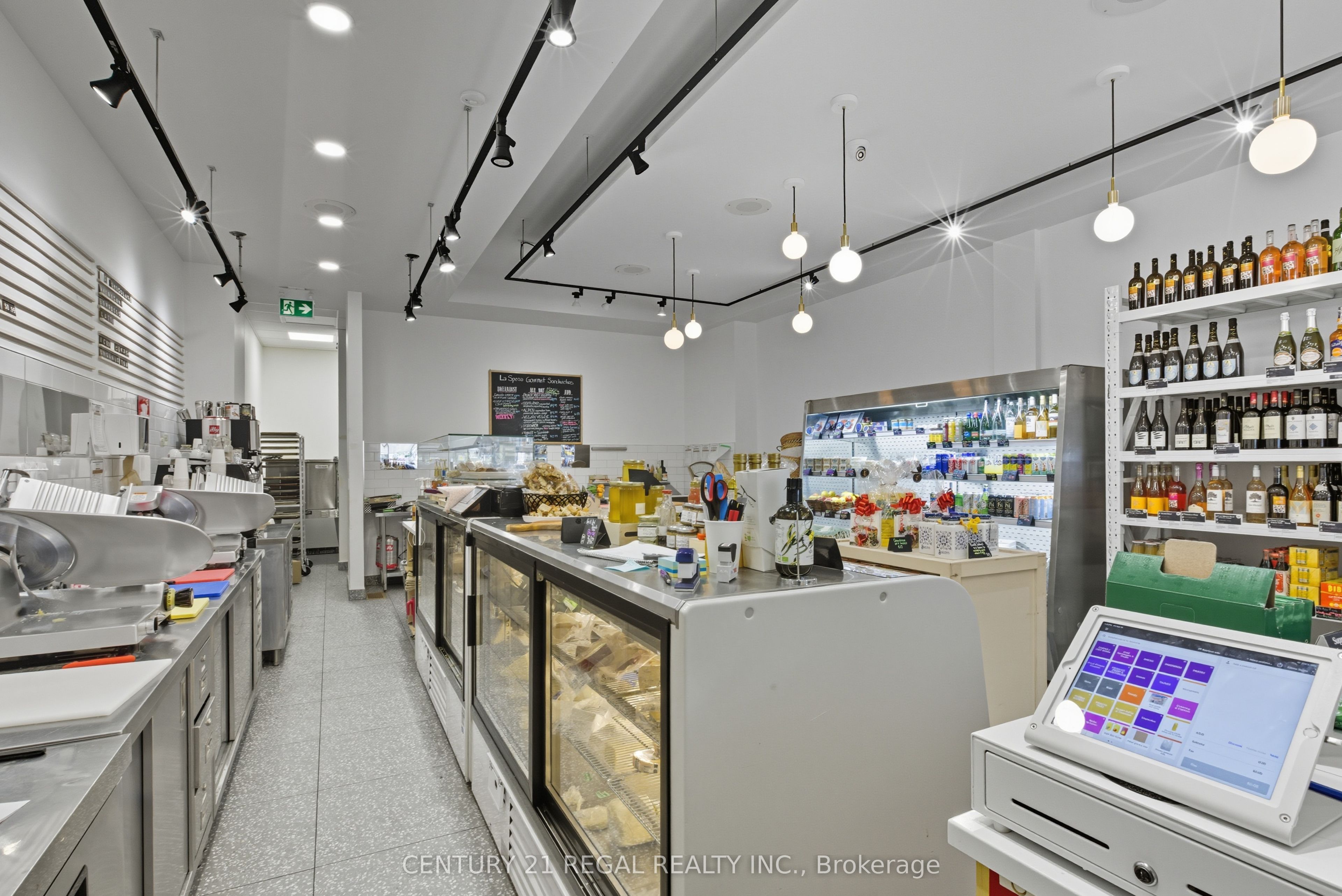 1700 St Clair Avenue W Property Photo 10