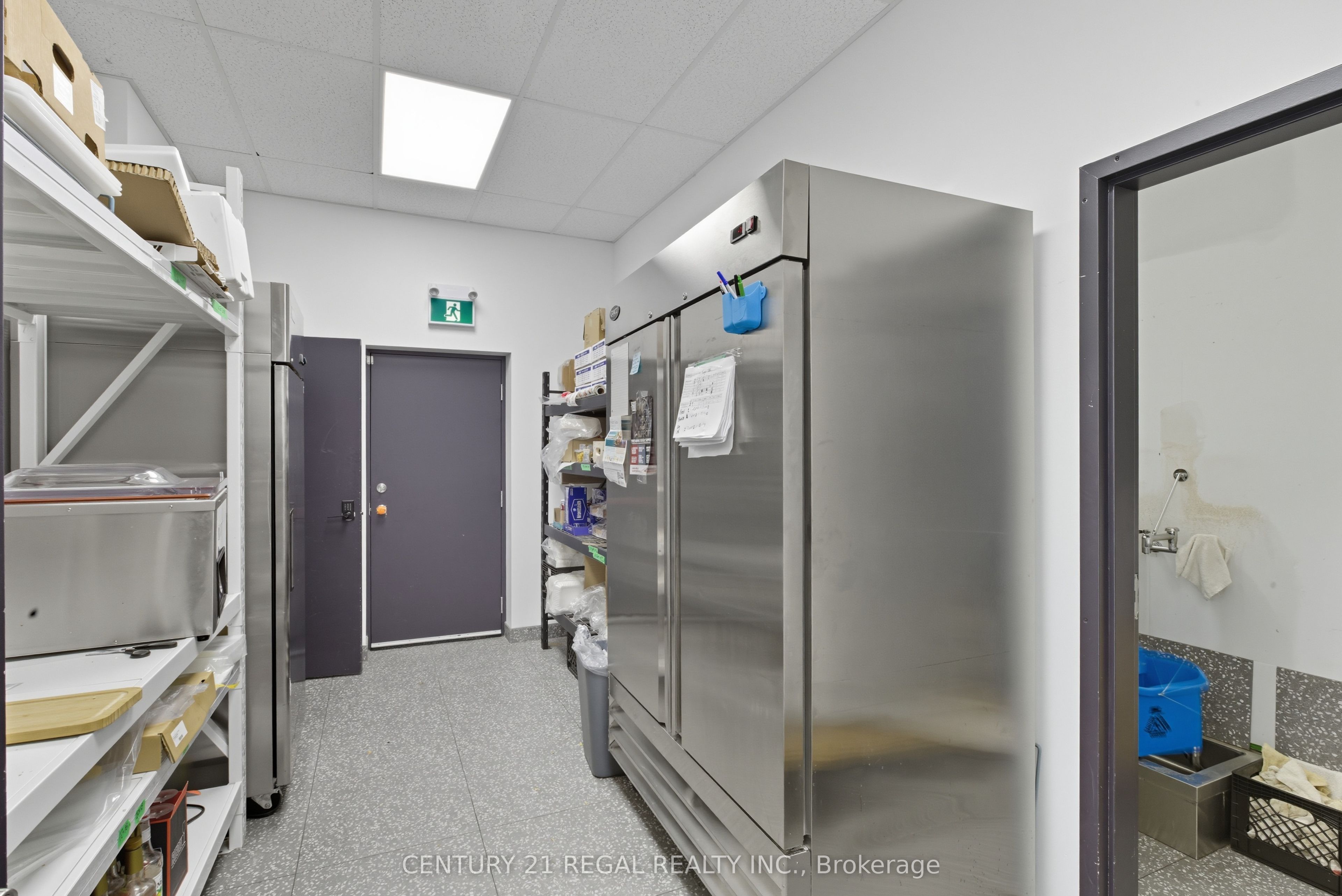 1700 St Clair Avenue W Property Photo 14