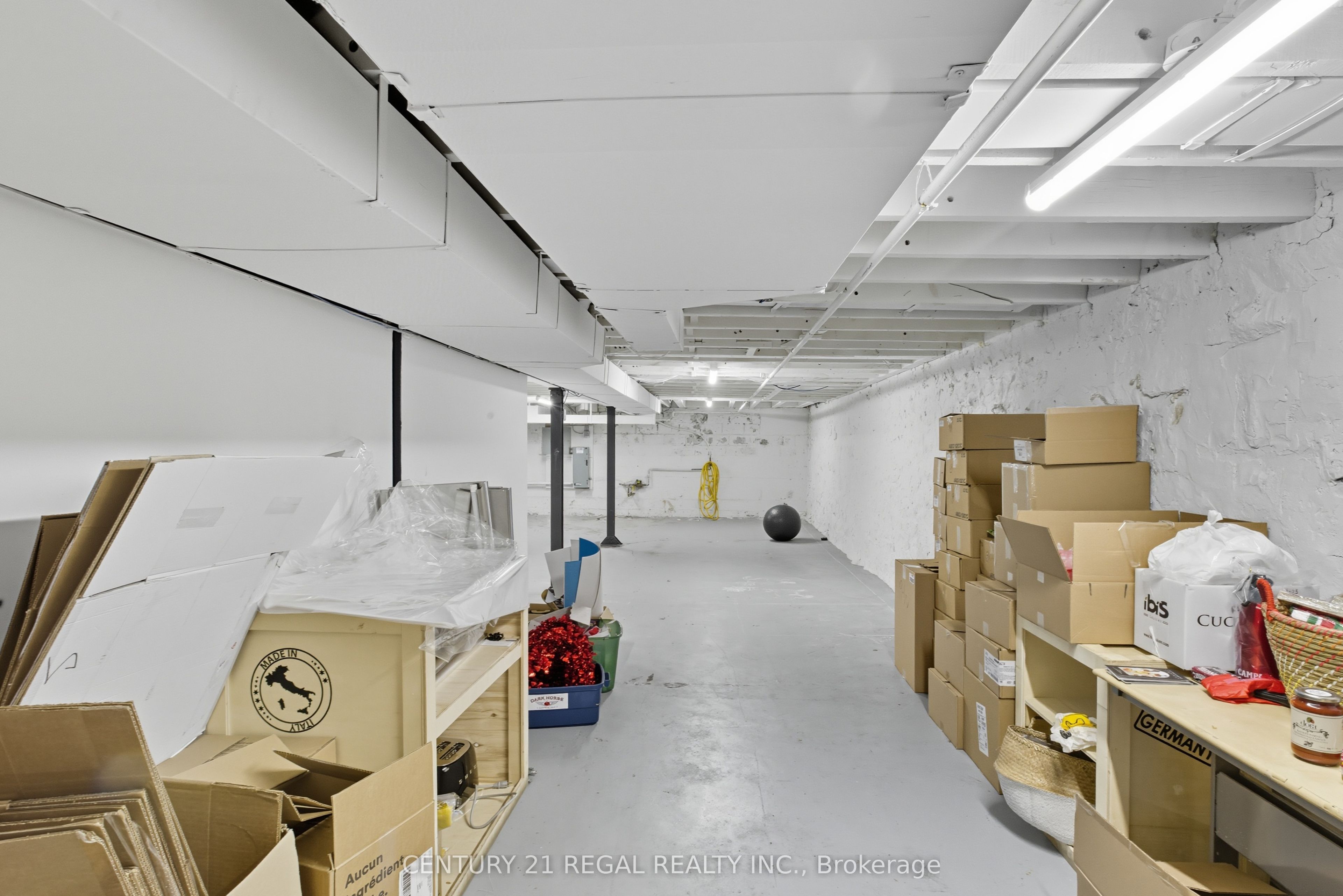1700 St Clair Avenue W Property Photo 19
