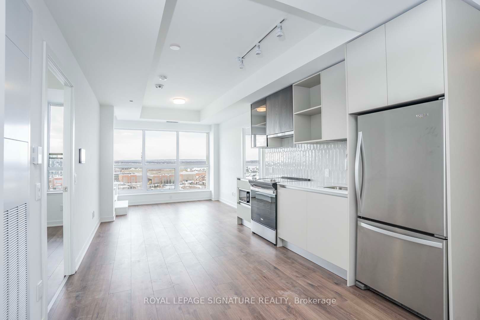 405 Dundas Street W 708 Property Photo 5