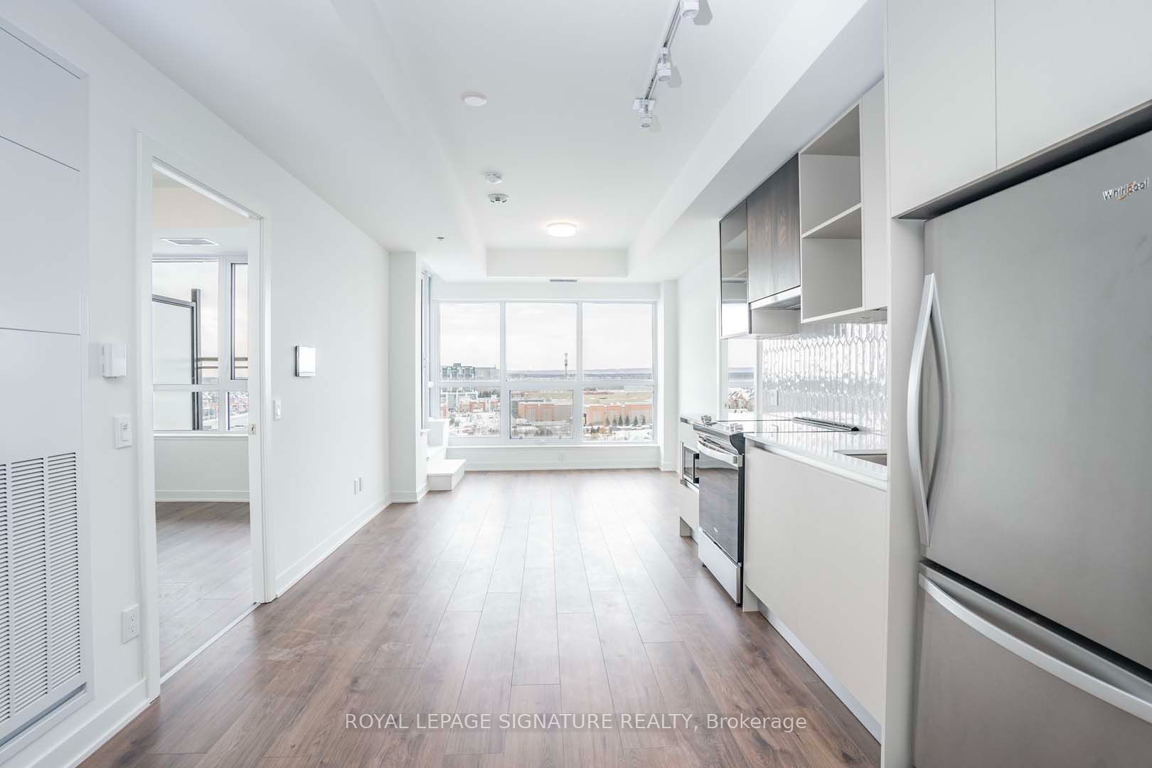 405 Dundas Street W 708 Property Photo 6