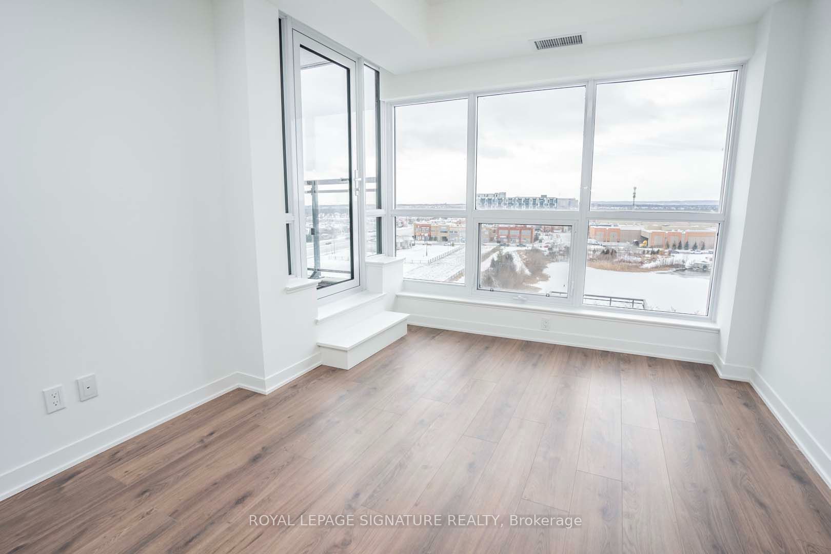 405 Dundas Street W 708 Property Photo 8