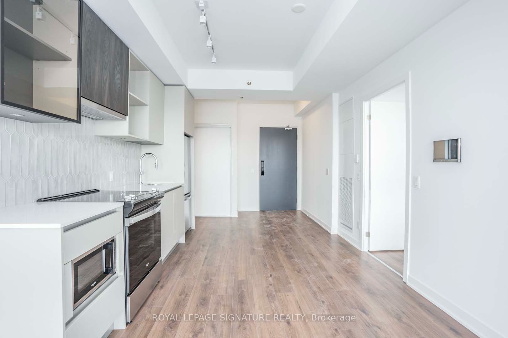 405 Dundas Street W 708 Property Photo 11