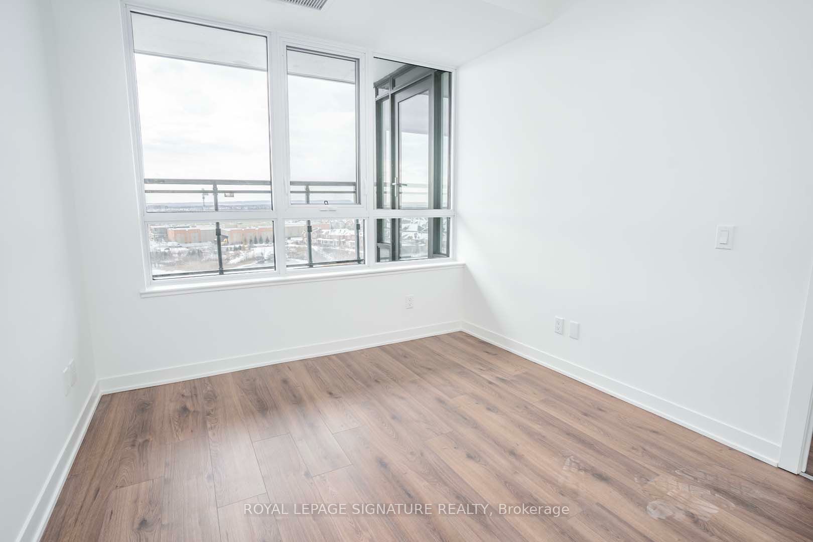 405 Dundas Street W 708 Property Photo 20
