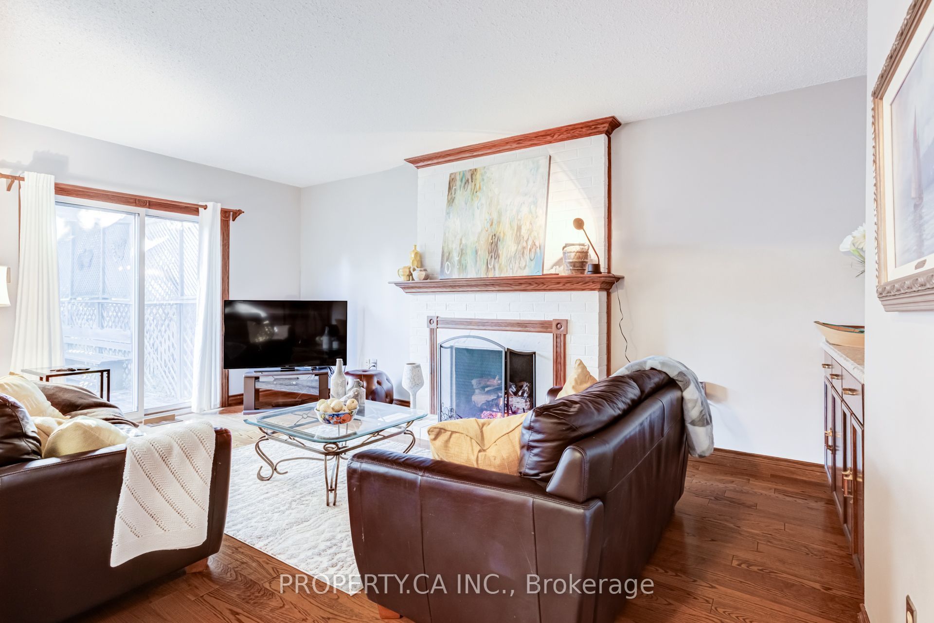 411 Freeman Crescent Property Photo 18