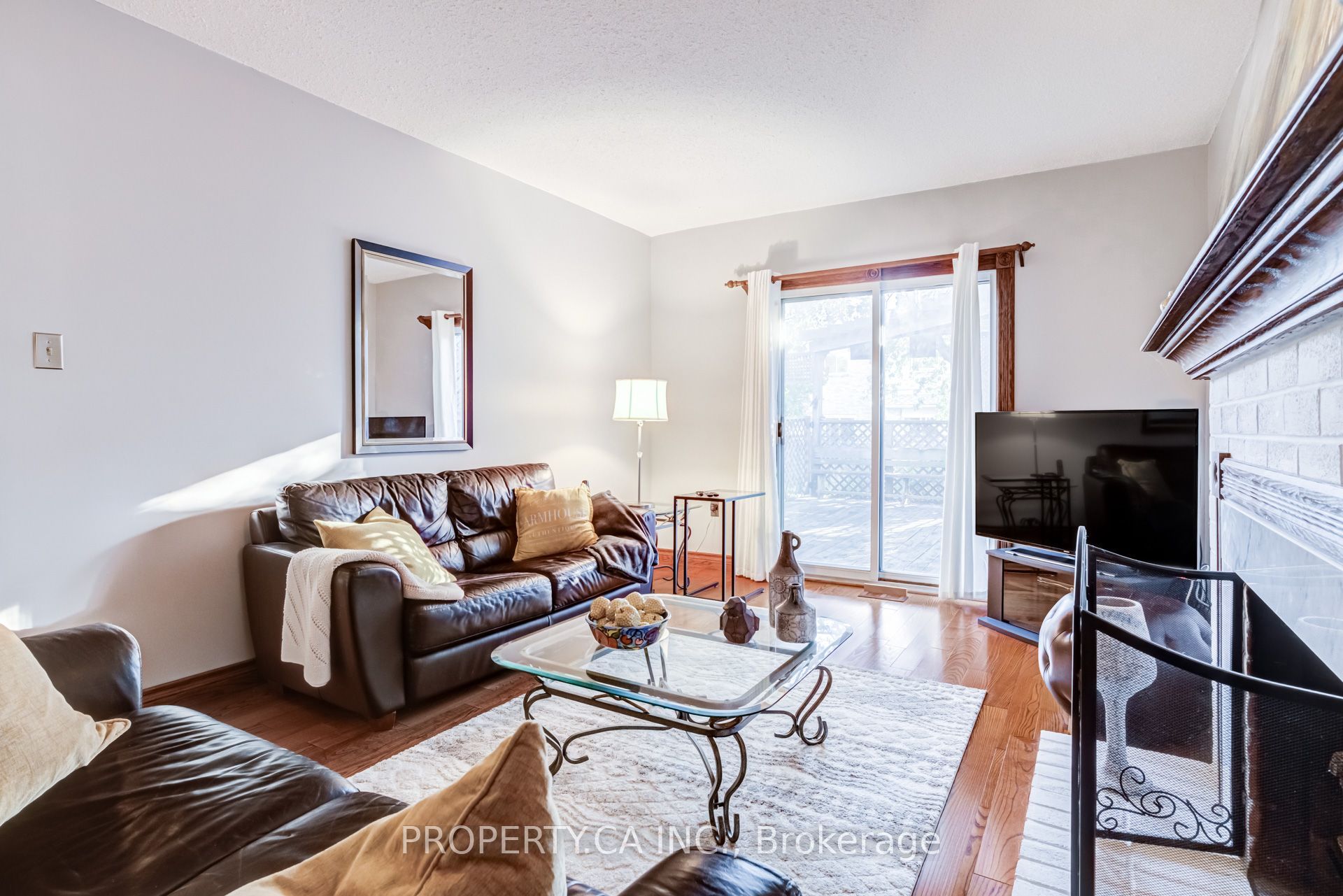 411 Freeman Crescent Property Photo 19