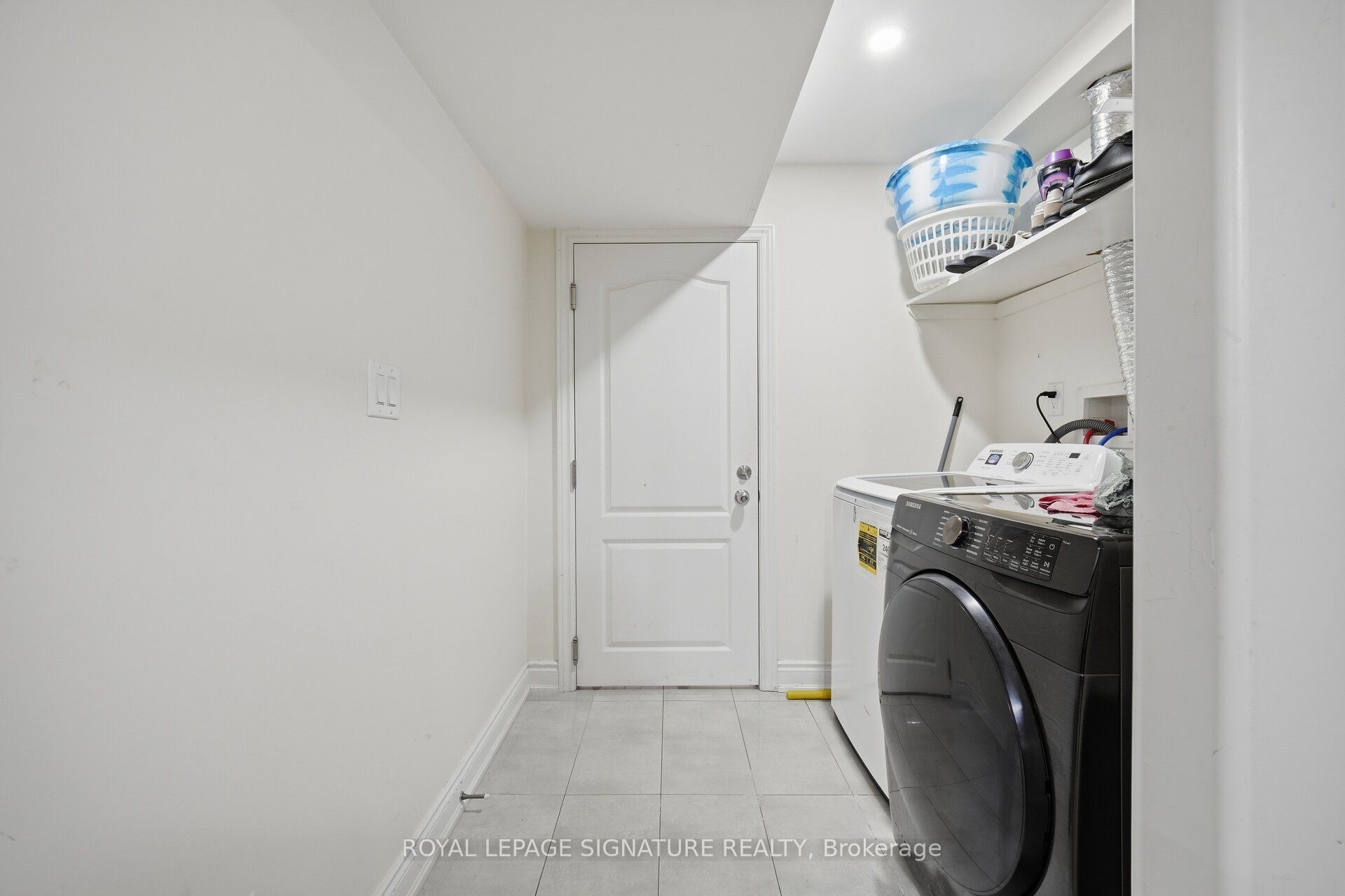 88 Yardley Crescent 2 Property Photo 8