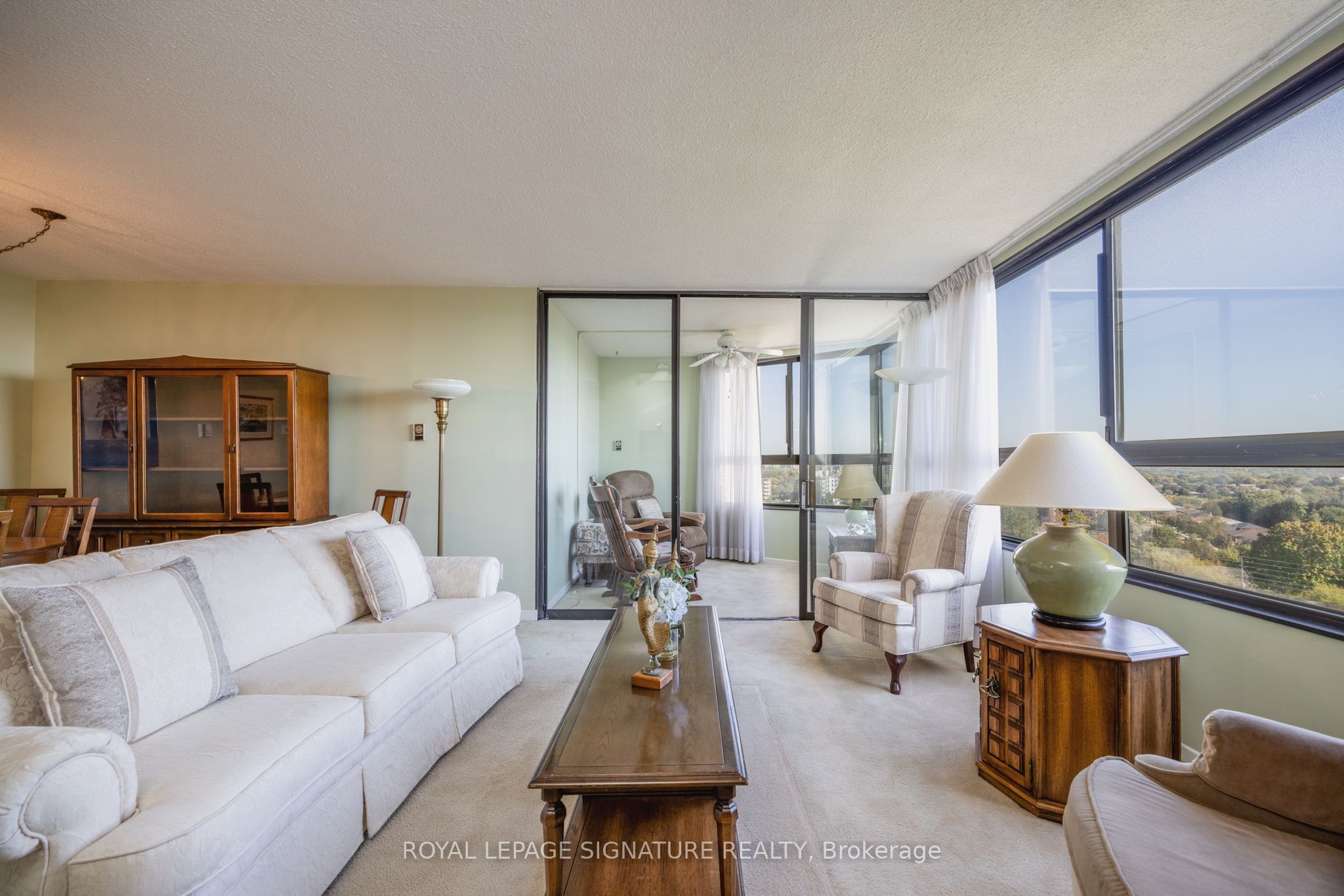 1300 Bloor Street 1405 Property Photo 9