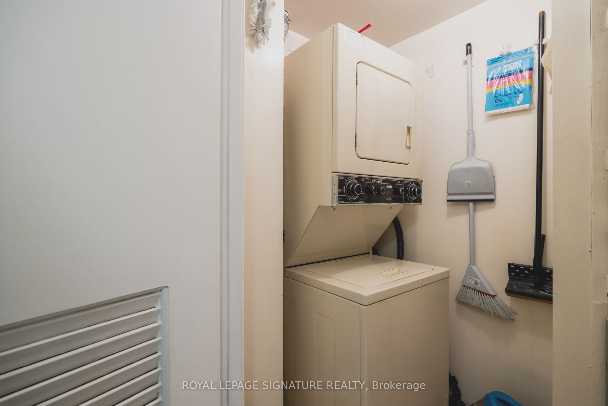 1300 Bloor Street 1405 Property Photo 31