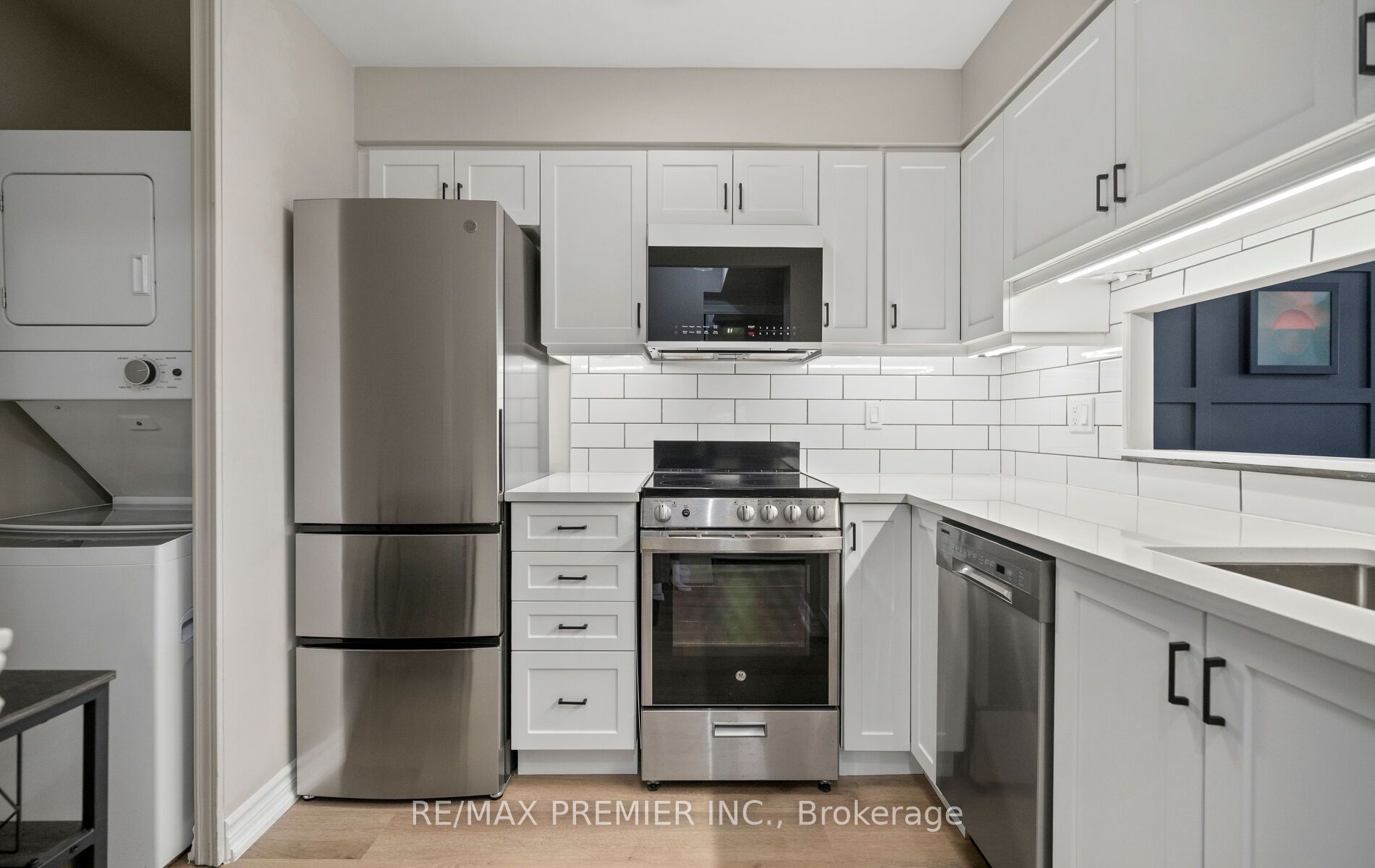 2470 Eglinton Avenue W 209 Property Photo 16