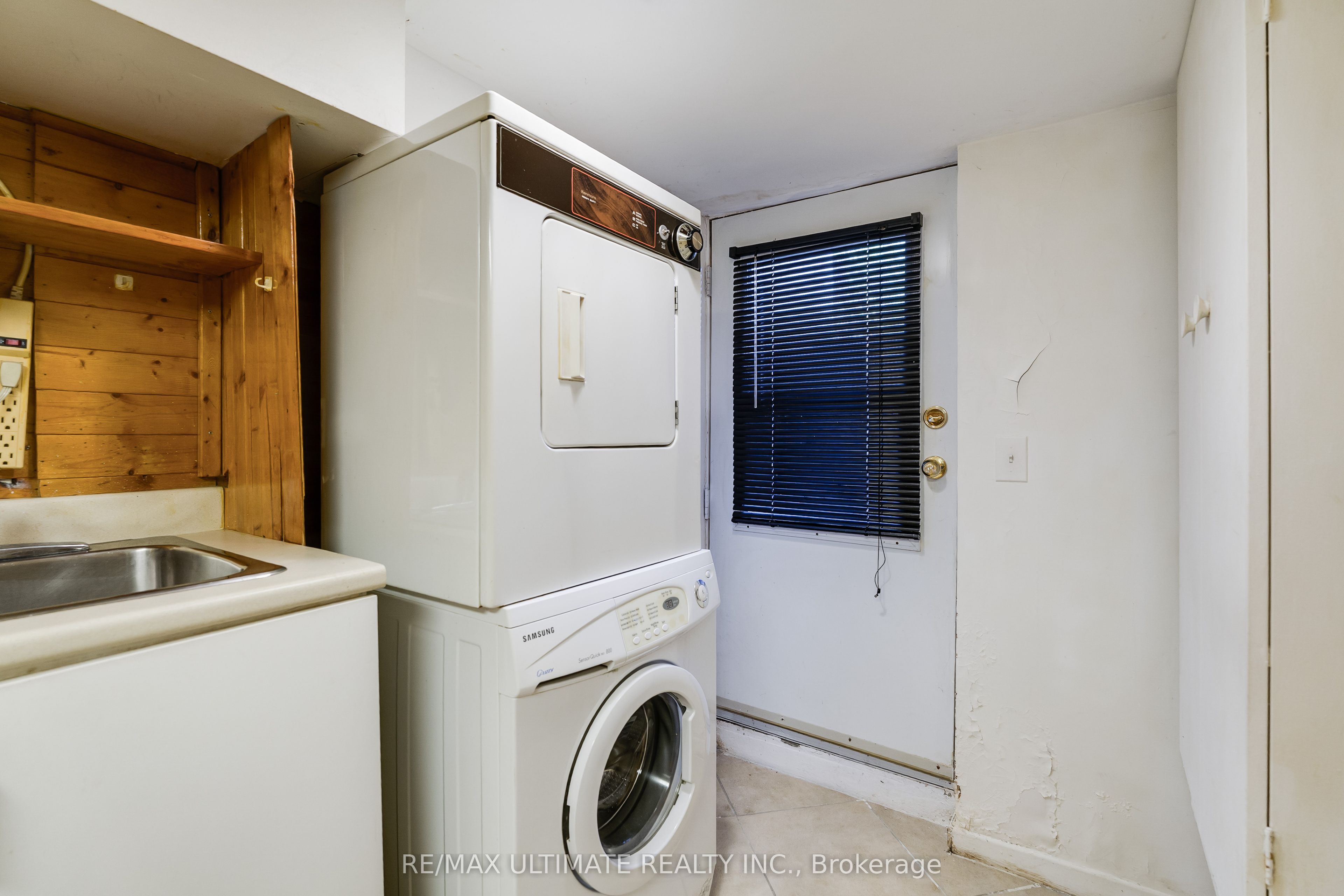 251 Boon Avenue Property Photo 24