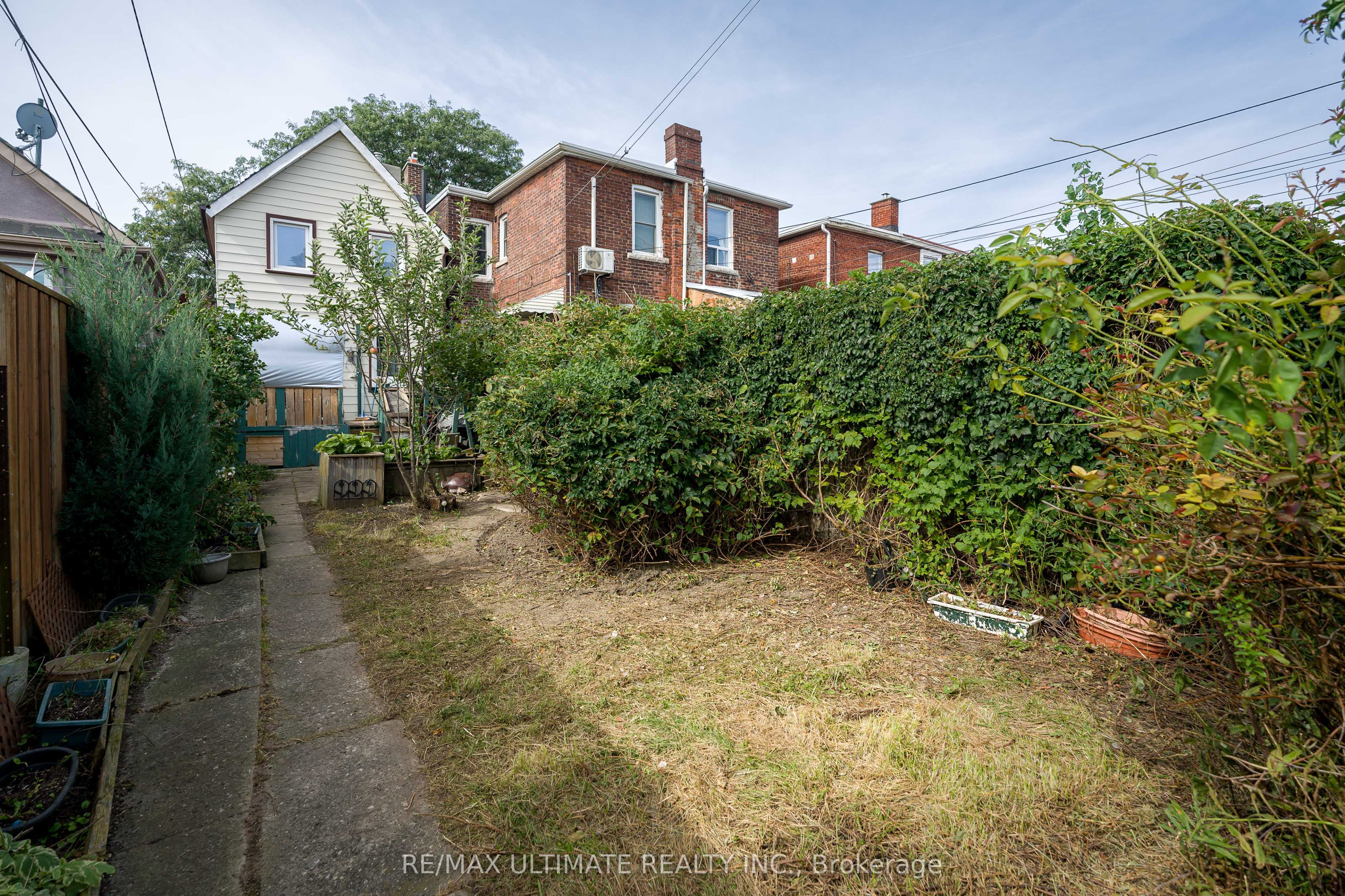 251 Boon Avenue Property Photo 30