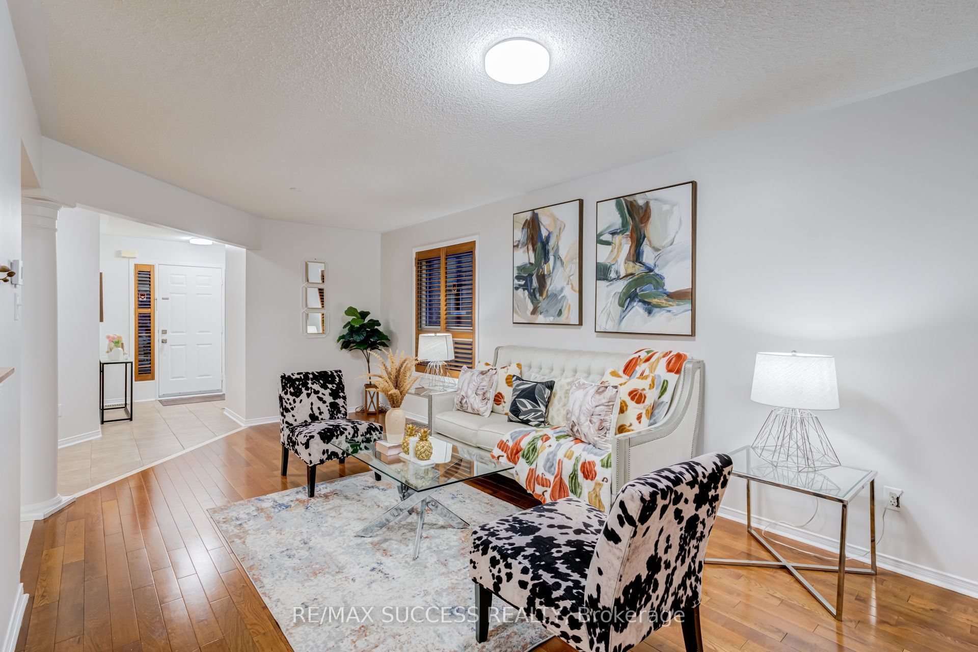 54 Ferncroft Place Property Photo 6