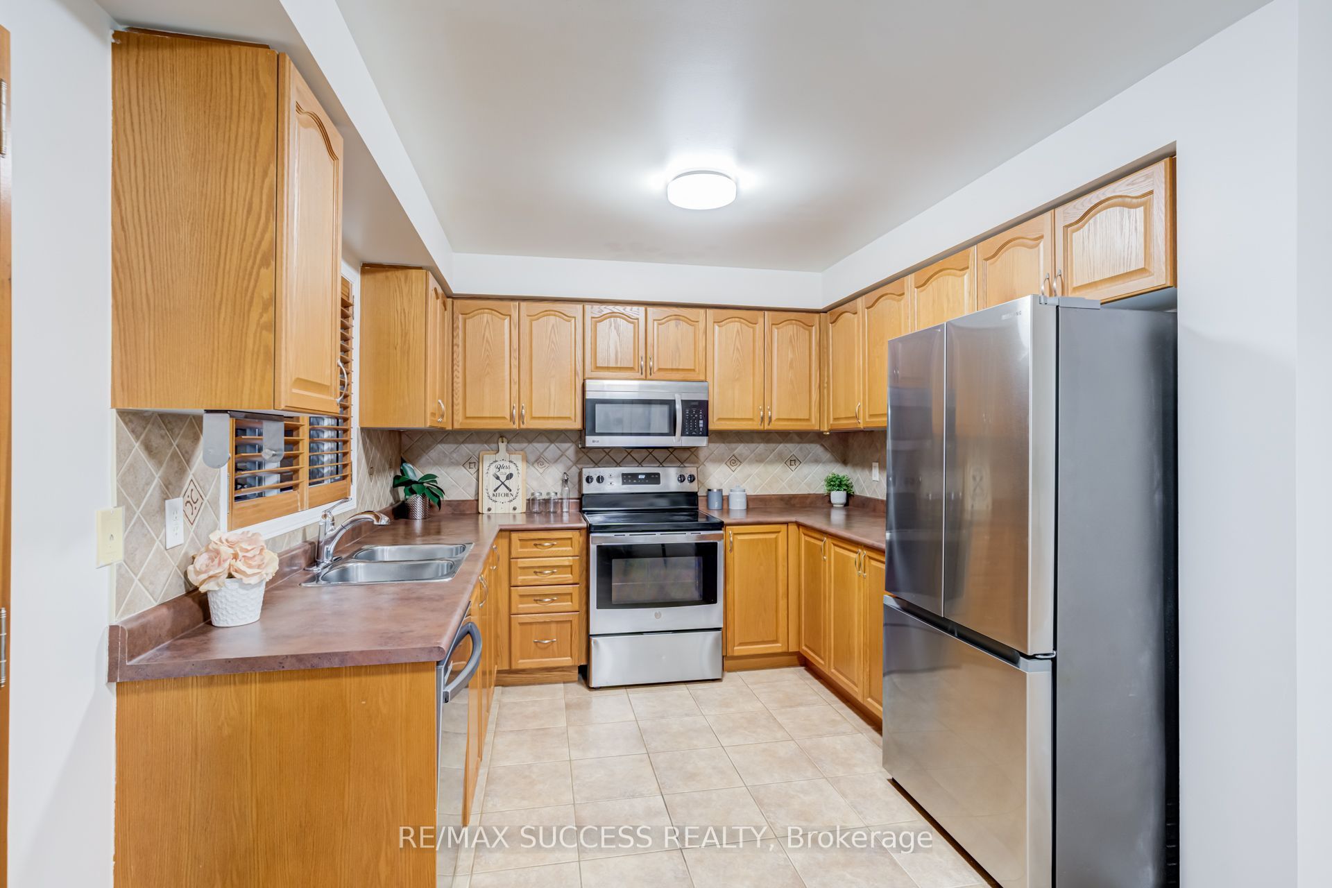 54 Ferncroft Place Property Photo 14
