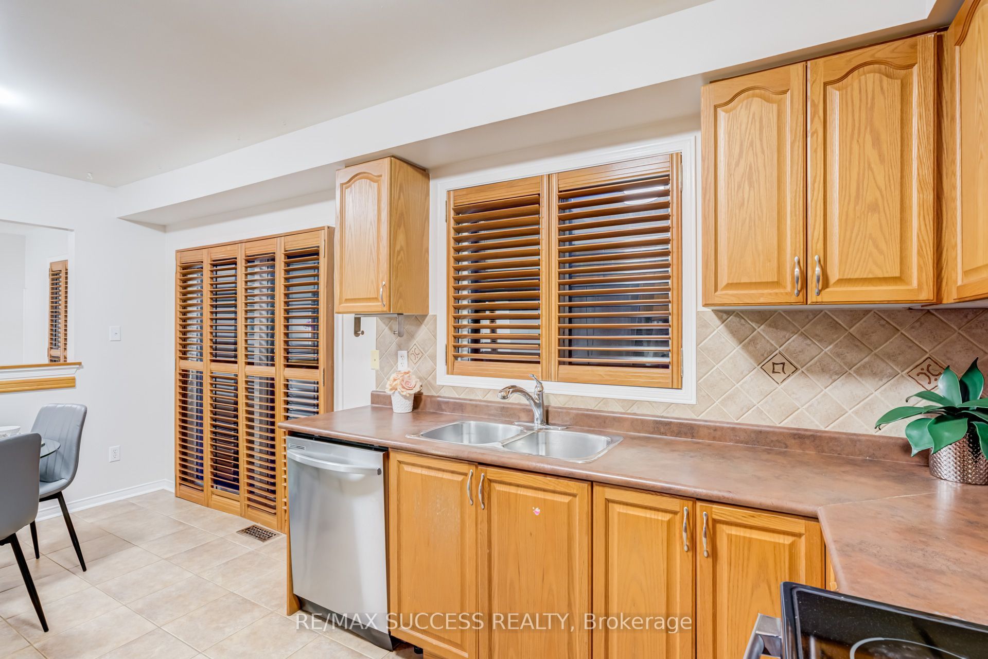 54 Ferncroft Place Property Photo 15