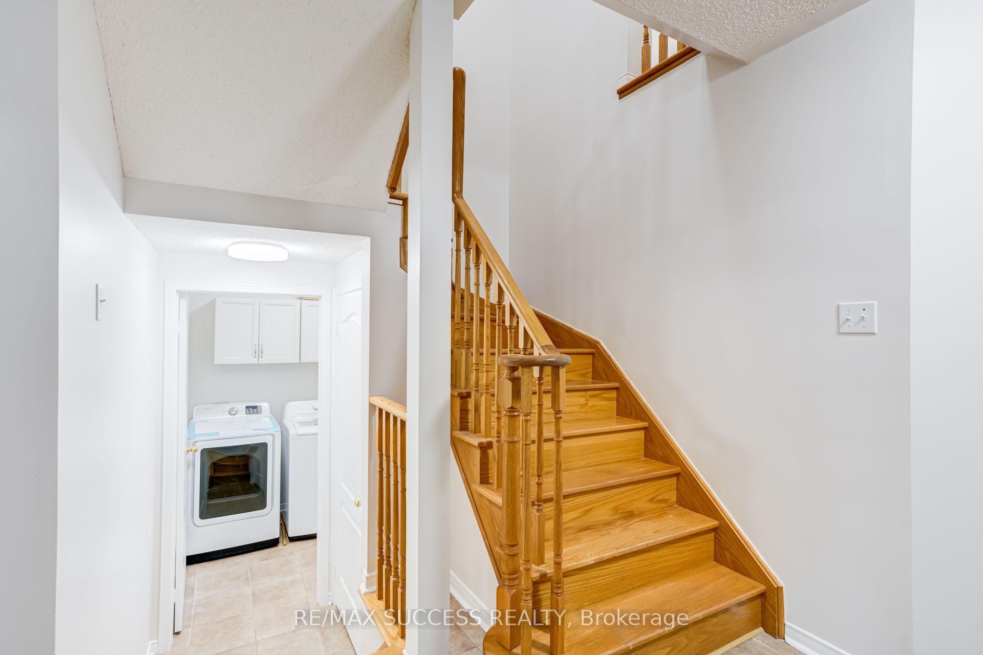 54 Ferncroft Place Property Photo 23