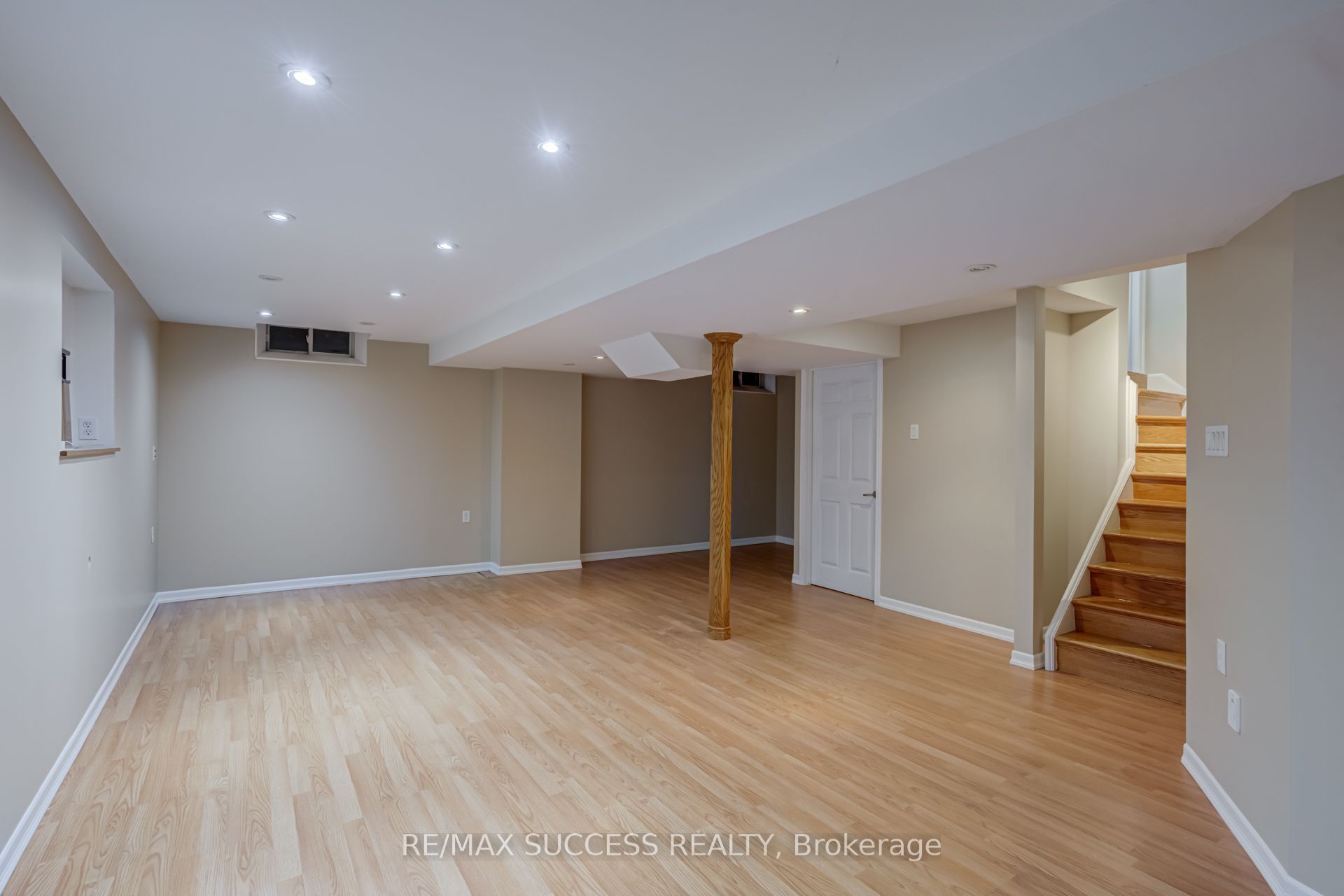 54 Ferncroft Place Property Photo 41
