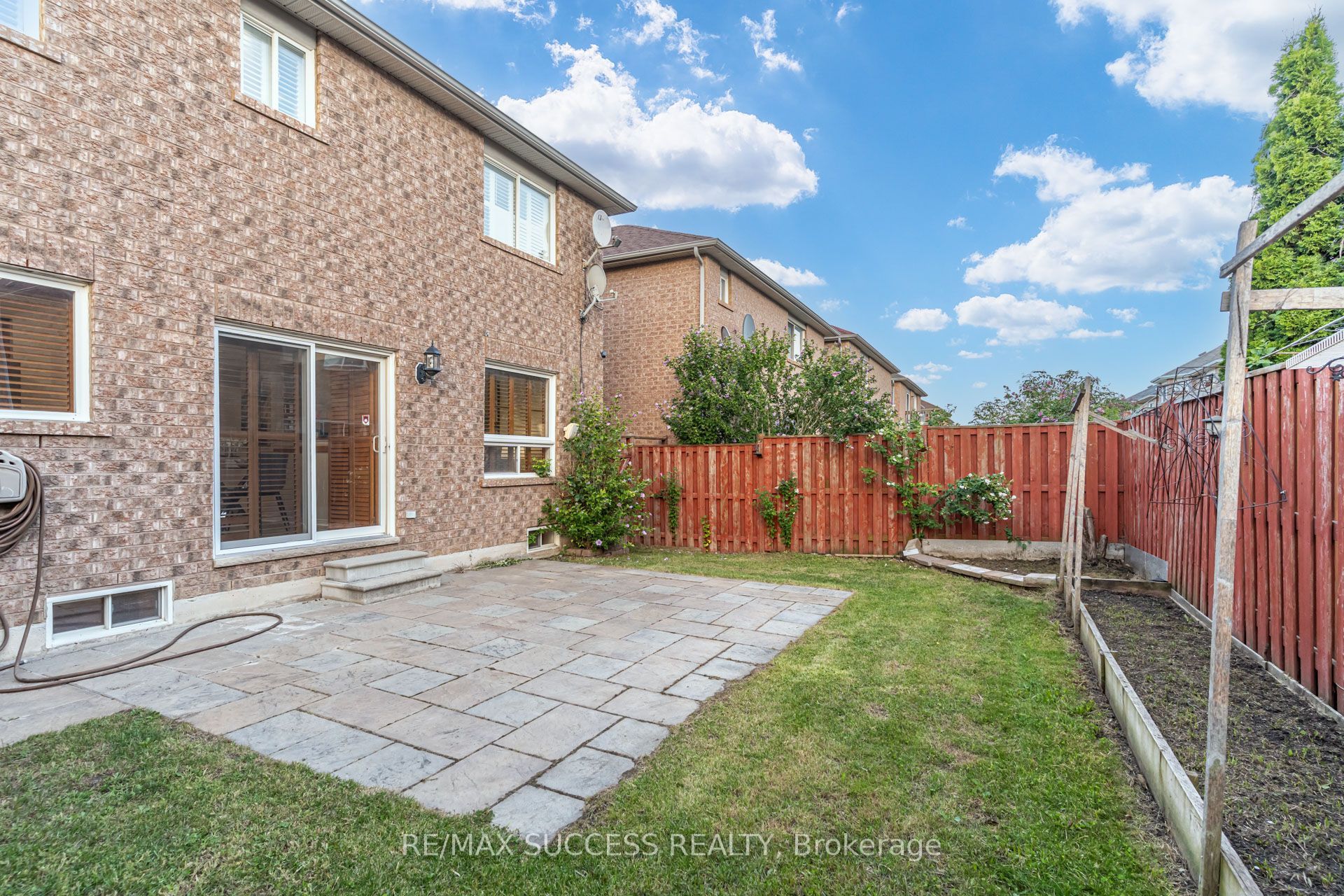 54 Ferncroft Place Property Photo 48