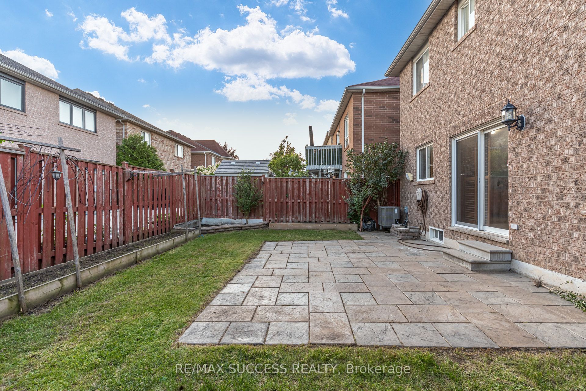 54 Ferncroft Place Property Photo 49