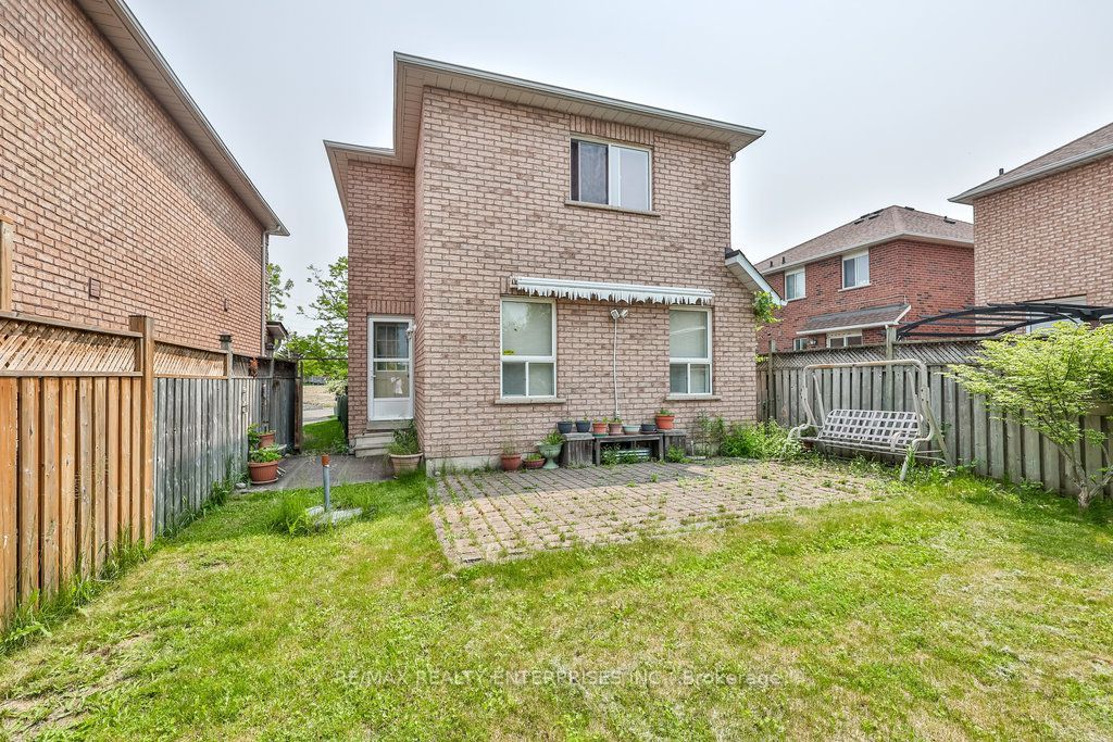 3 Jack Kenny Court Property Photo 31