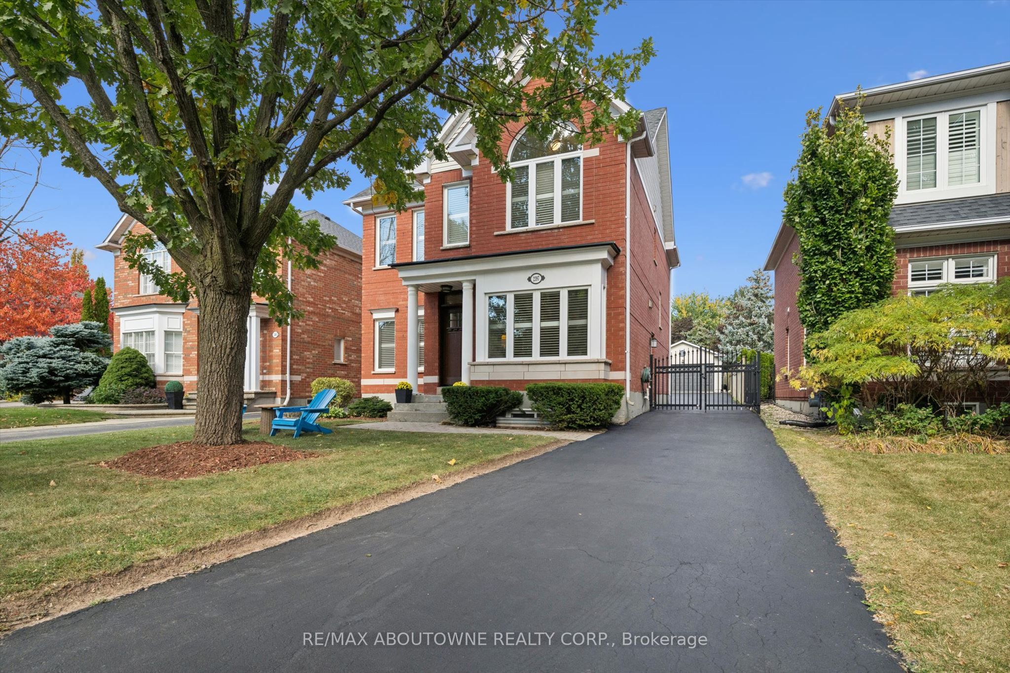 2397 Ennerdale Road Property Photo 2