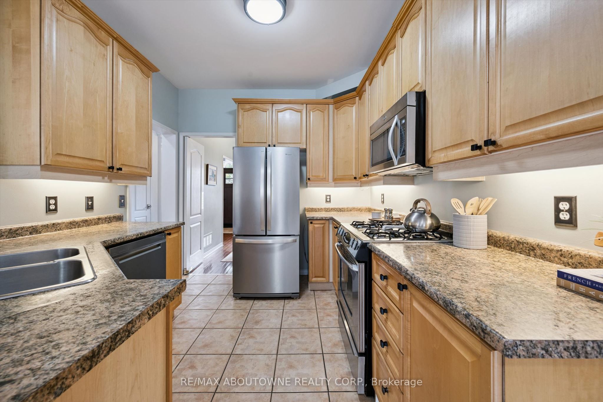 2397 Ennerdale Road Property Photo 11