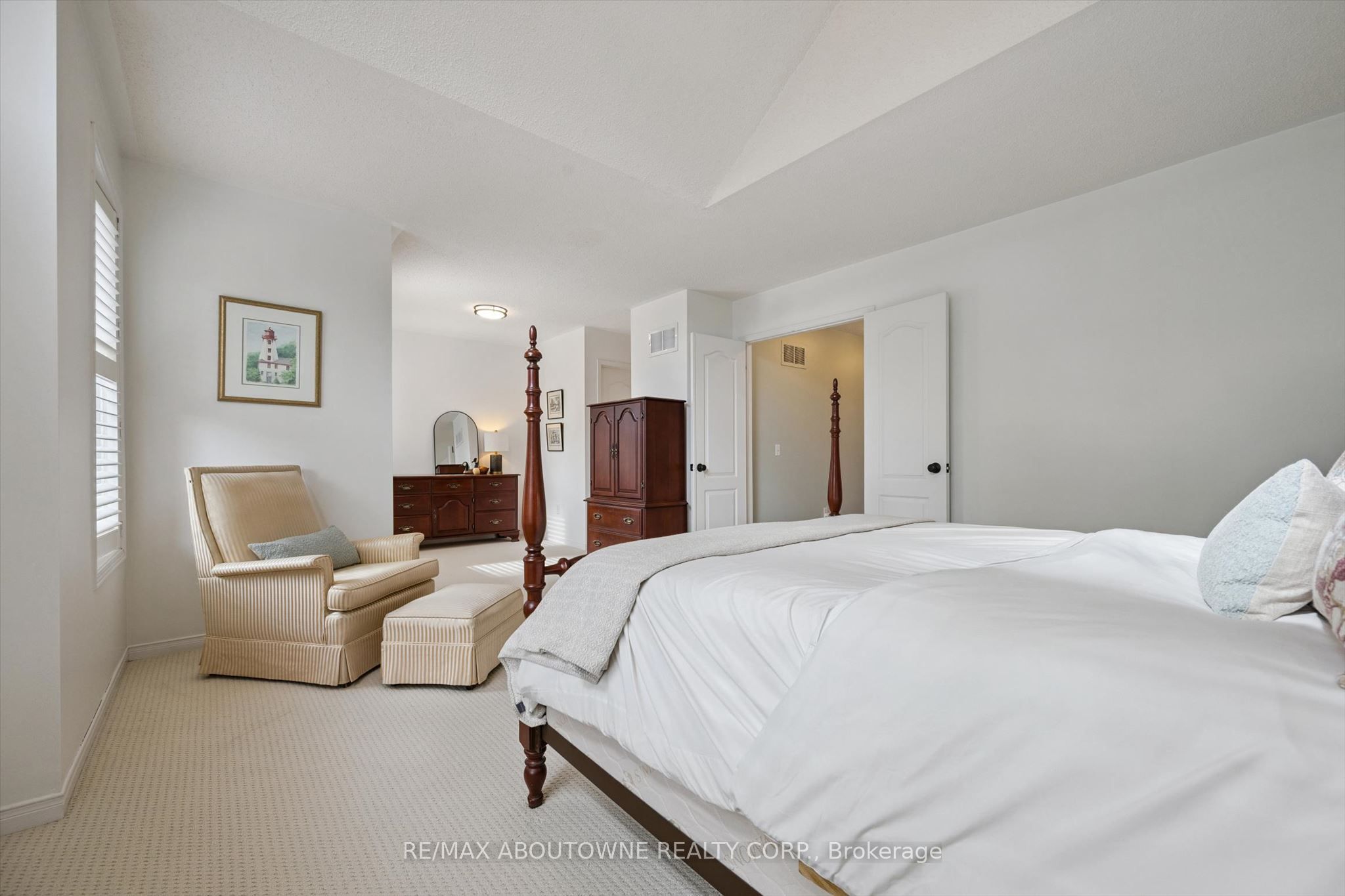 2397 Ennerdale Road Property Photo 21