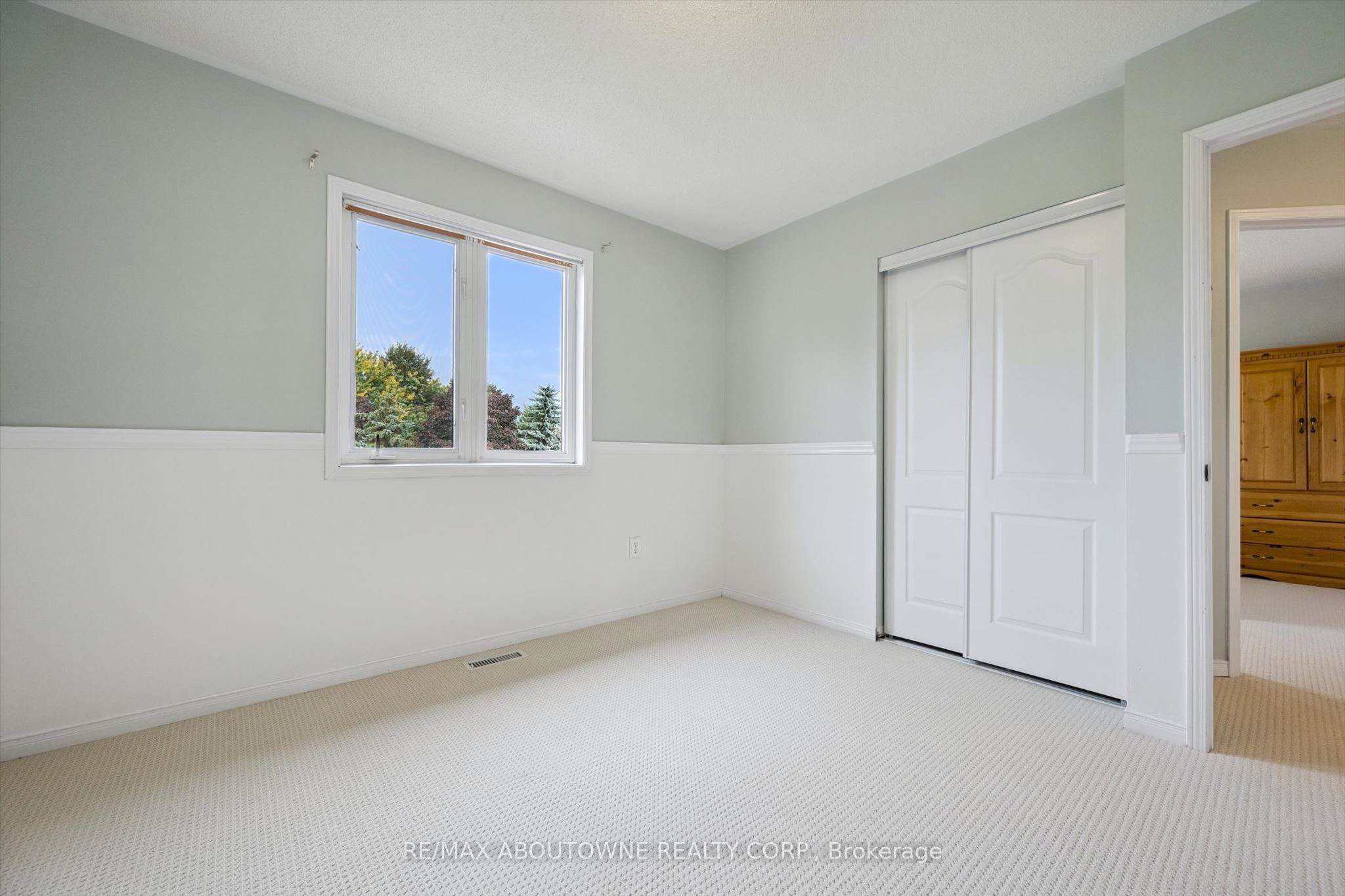 2397 Ennerdale Road Property Photo 27
