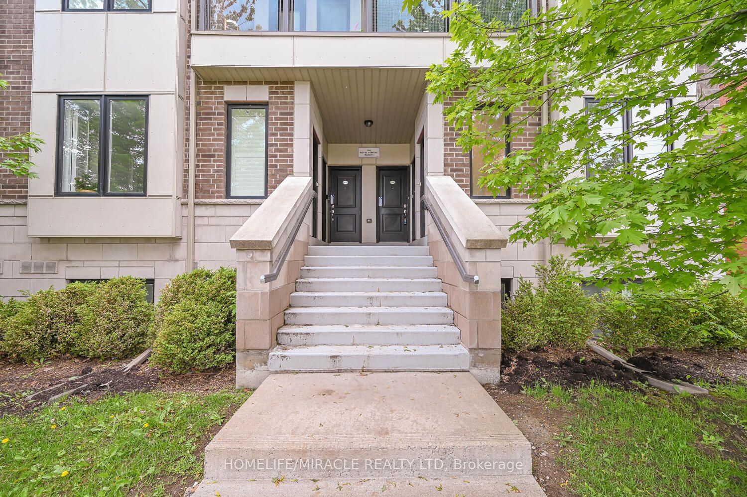 256 Royal York Road 114 Property Photo 1