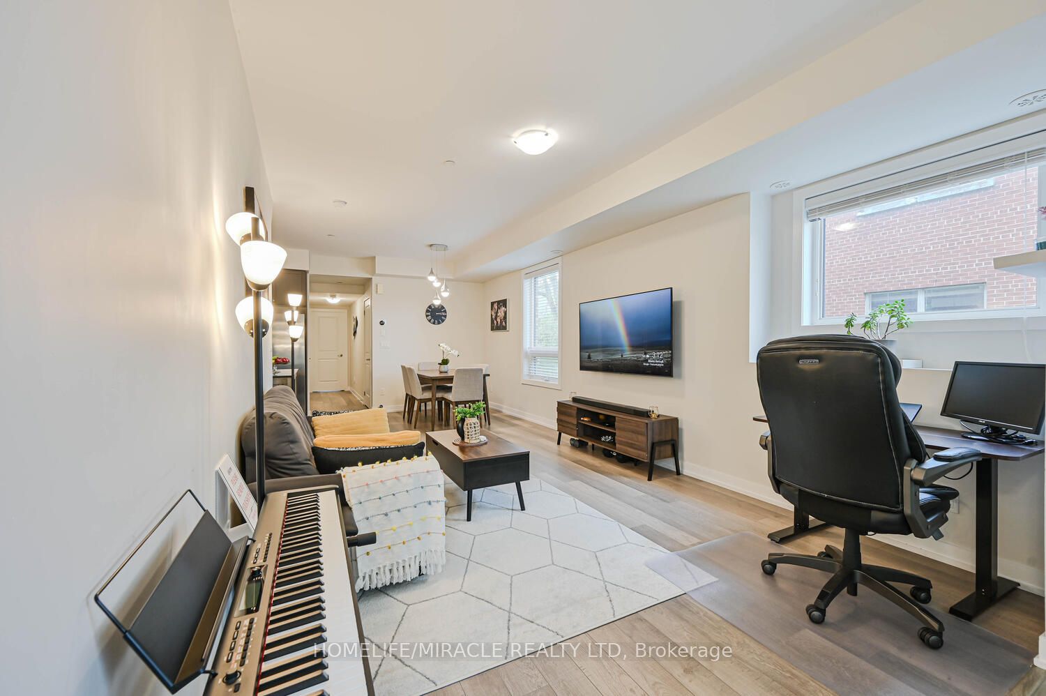 256 Royal York Road 114 Property Photo 6