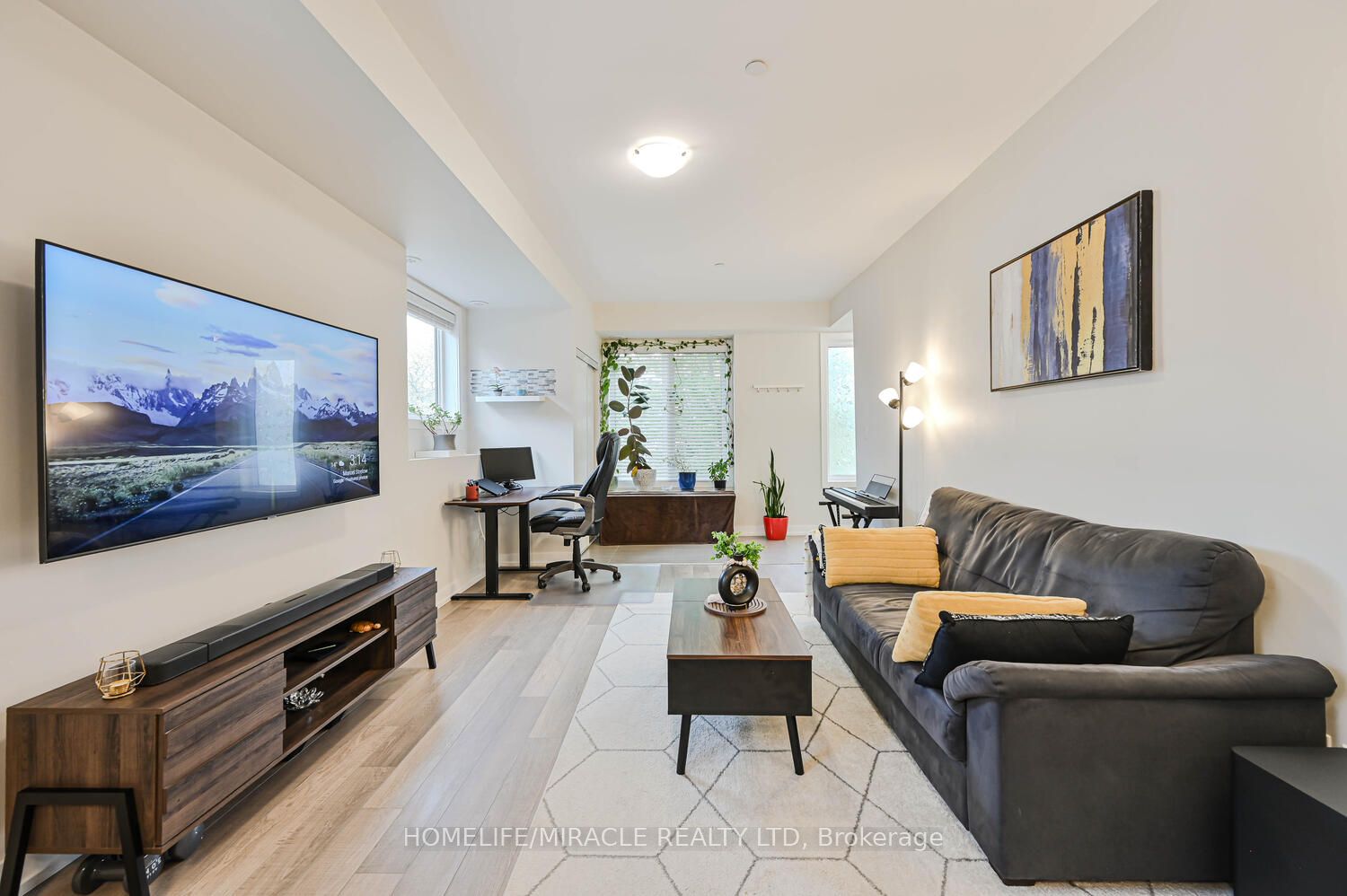 256 Royal York Road 114 Property Photo 8