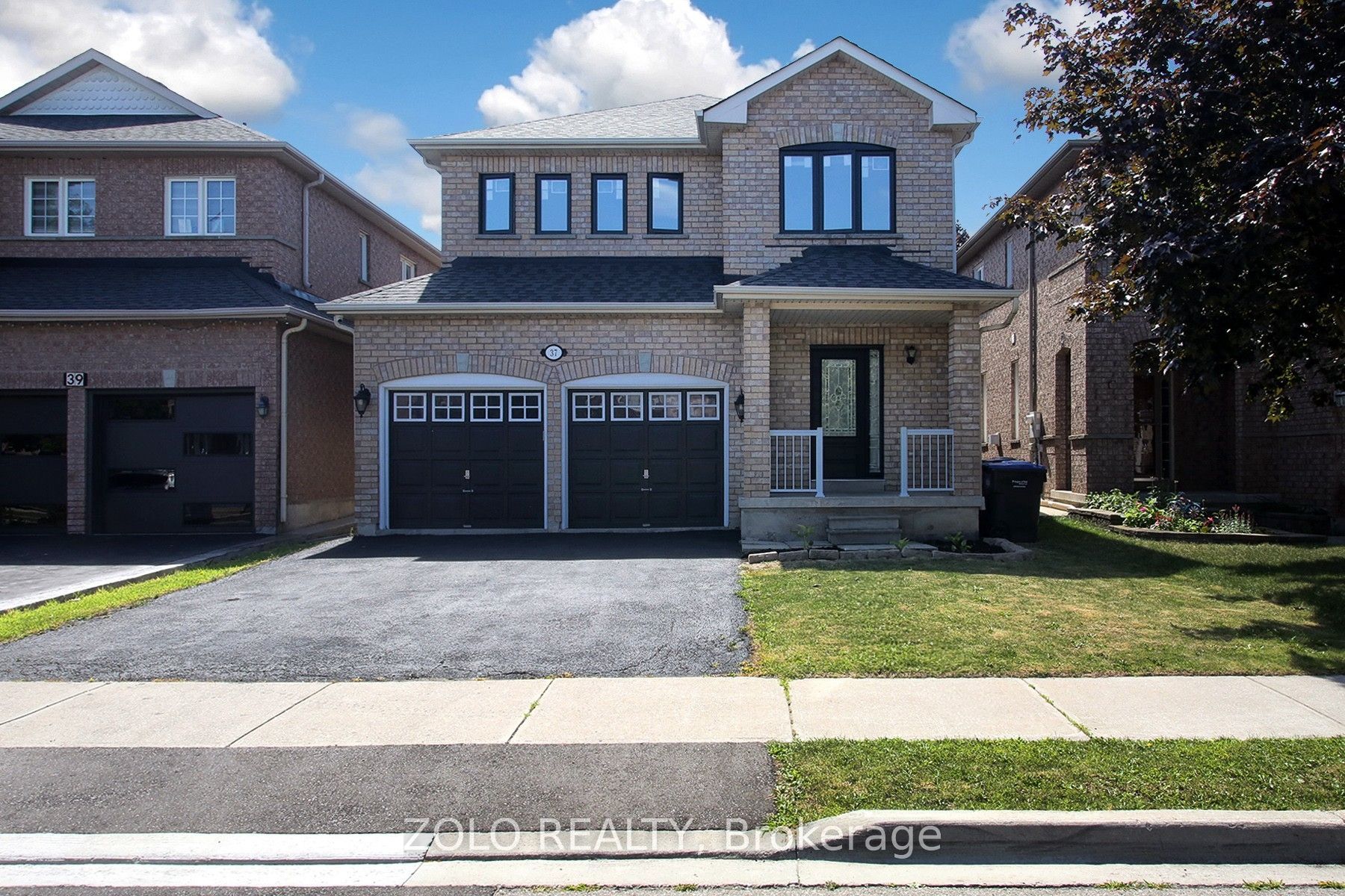 37 S Sewells Lane S Property Photo 1